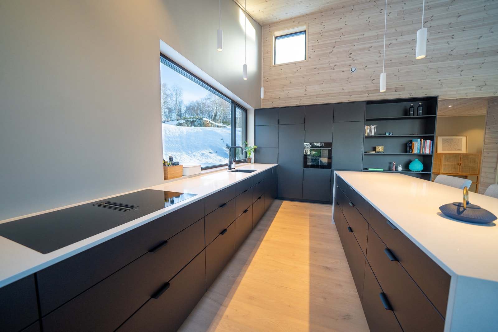 Kjøken i tilsvarande bustad, med oppgradert utførelse Galleribilde