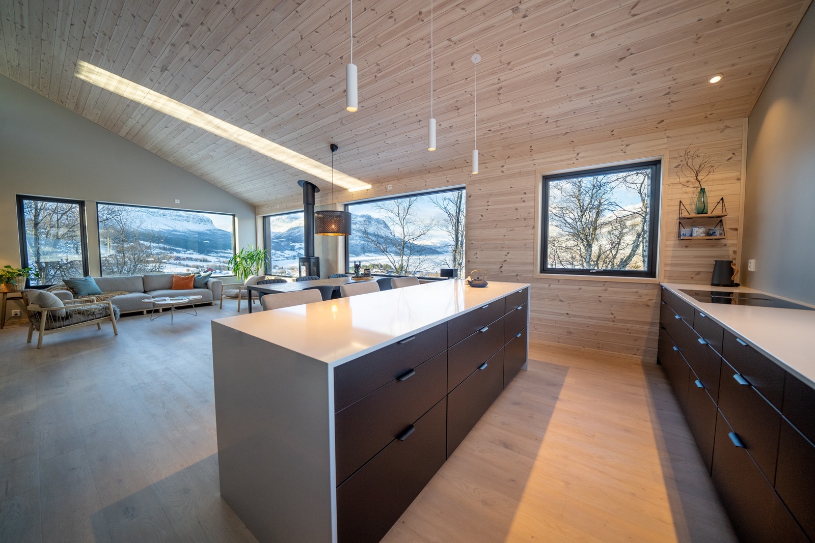 Kjøken i tilsvarande bustad, med oppgradert utførelse Galleribilde