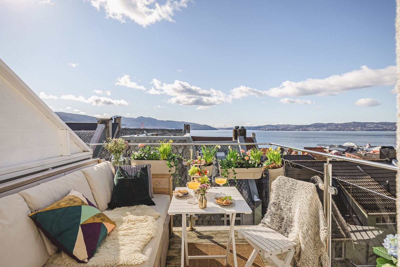 Utsikt fra balkong Galleribilde