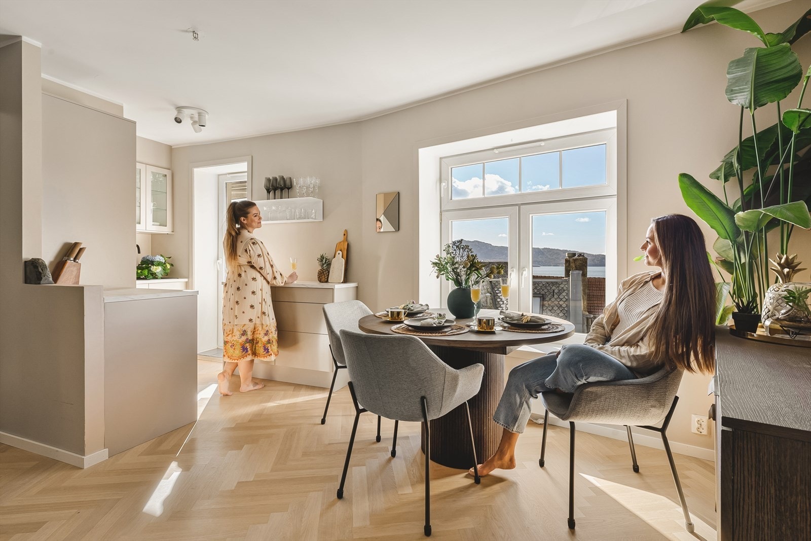 Åpen kjøkken og stueløsning Galleribilde