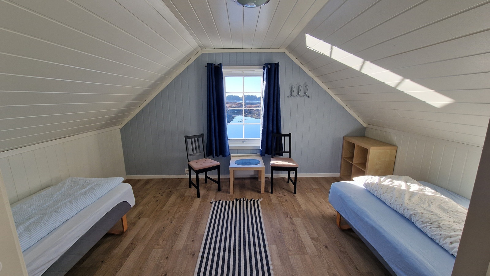 Romslig soverom i 2.etg i Tennskjæret Galleribilde