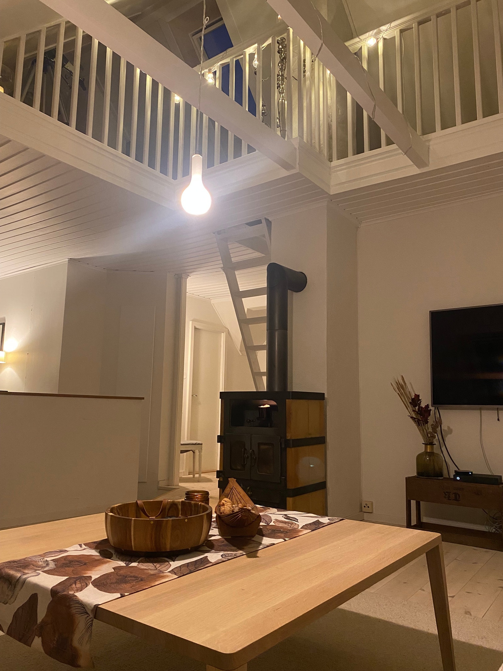 Hems sett fra salong Galleribilde