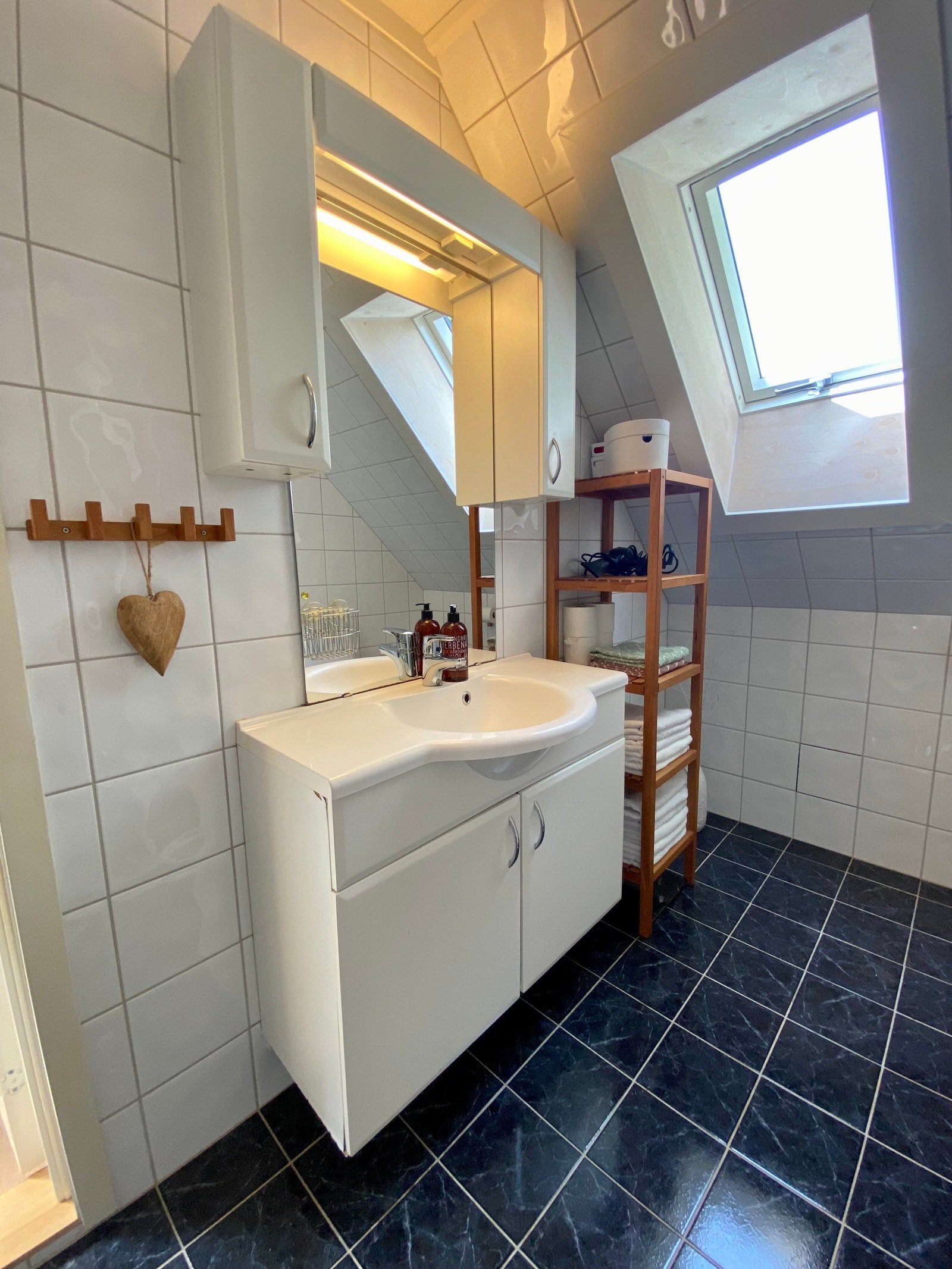 Bad med wc og dusj Galleribilde