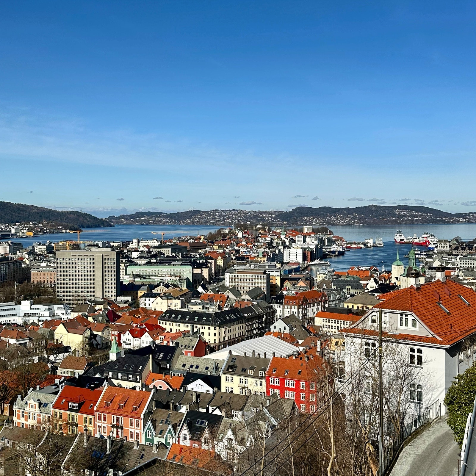 Utsikt fra balkong Galleribilde