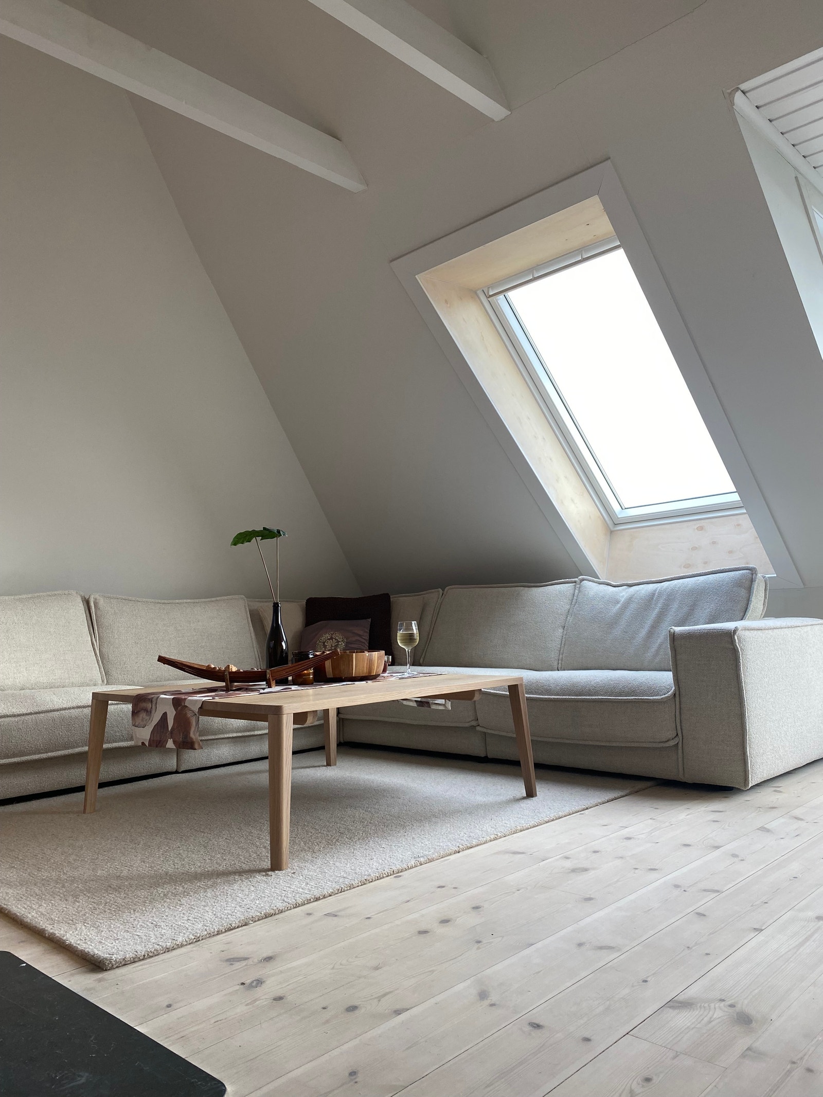 Salong med TV Galleribilde