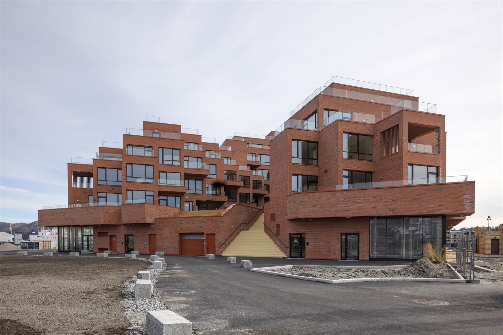 Fasade mot vest Galleribilde