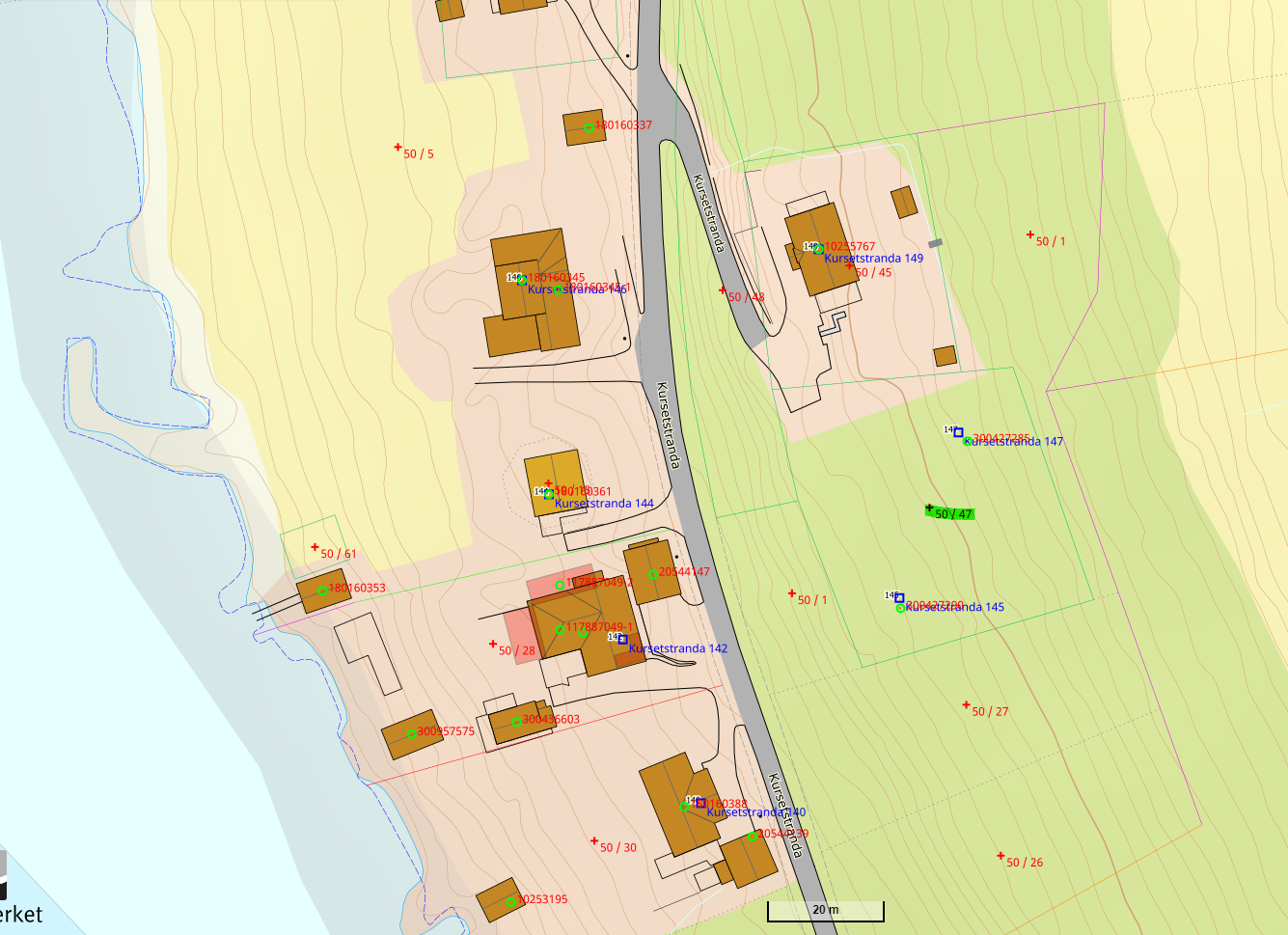 Tomt med nærliggende eiendommer Galleribilde