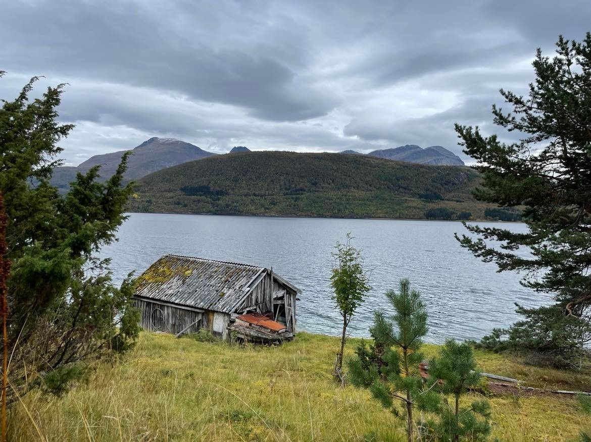 Enkelt båthus. Galleribilde