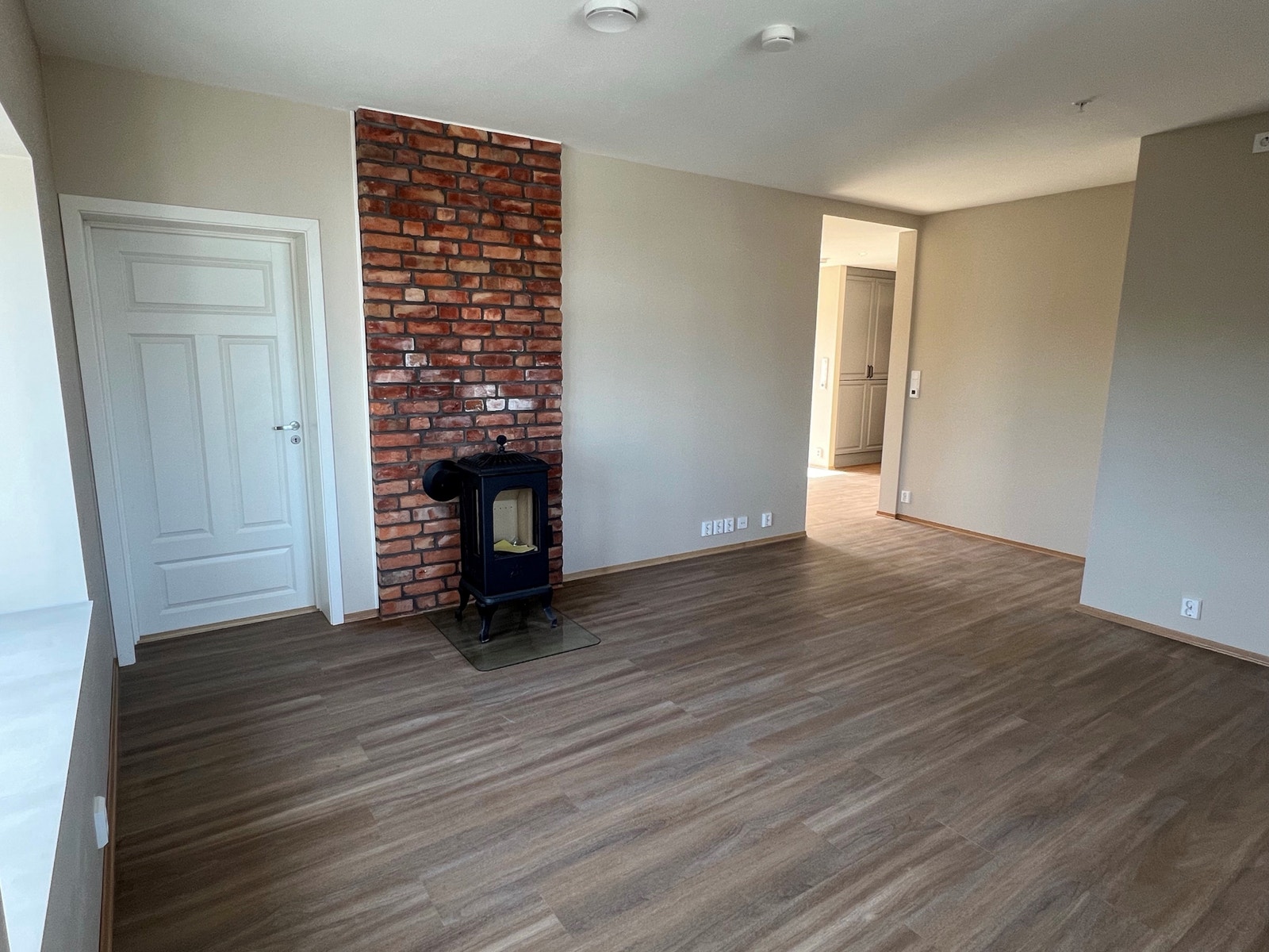 303 Stue mot kjøkken Galleribilde