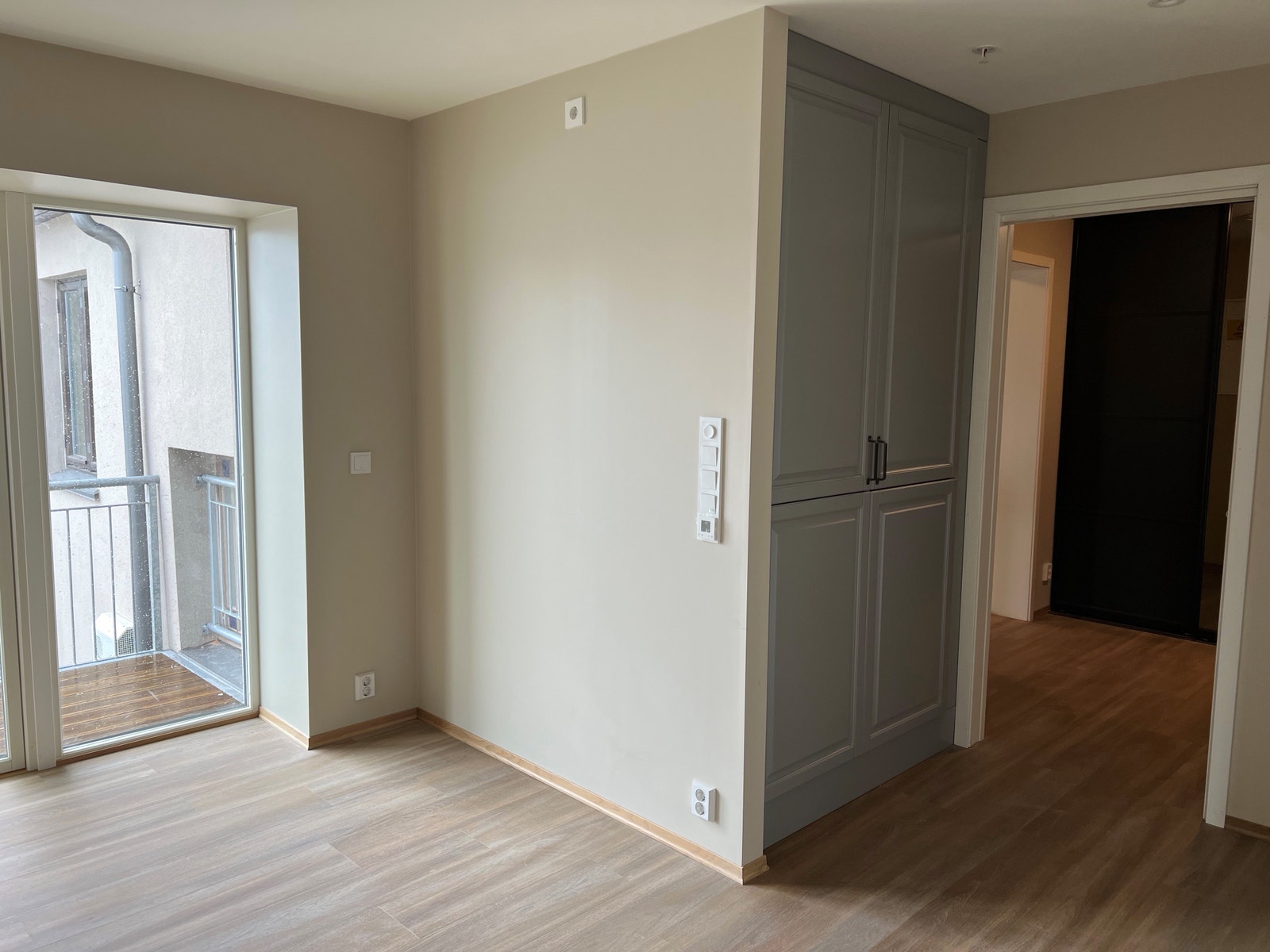 303 Kjøkken mot balkong Galleribilde