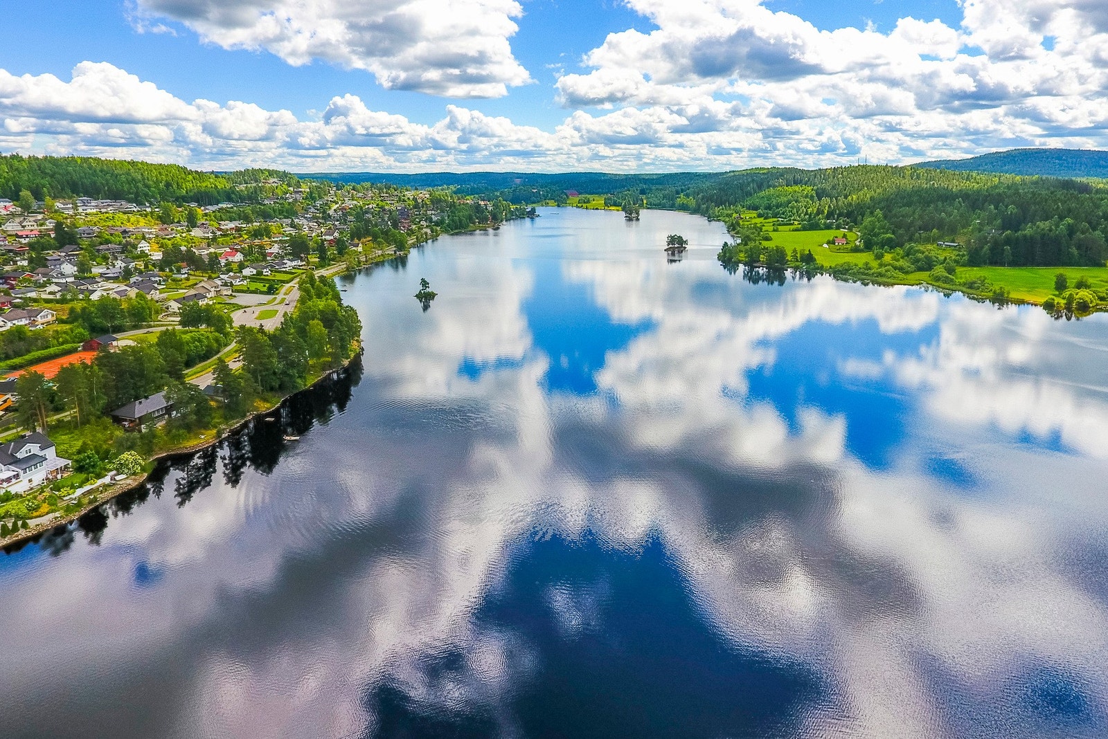 Vannet Våg ligger midt i Ytre med flotte rekreasjonsmuligheter sommer som vinter Galleribilde