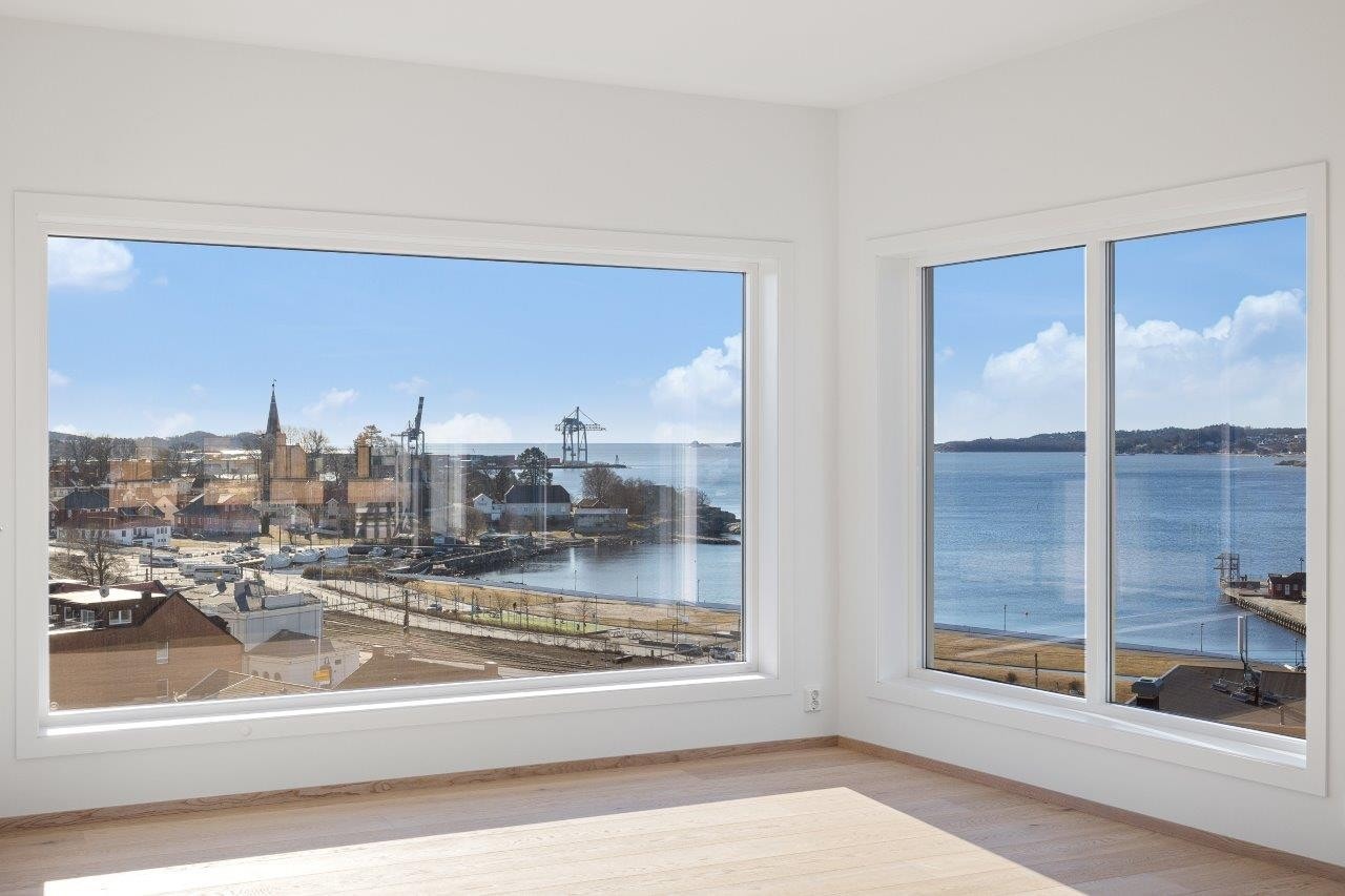 Fantastisk sjøutsikt og gode solforhold Galleribilde