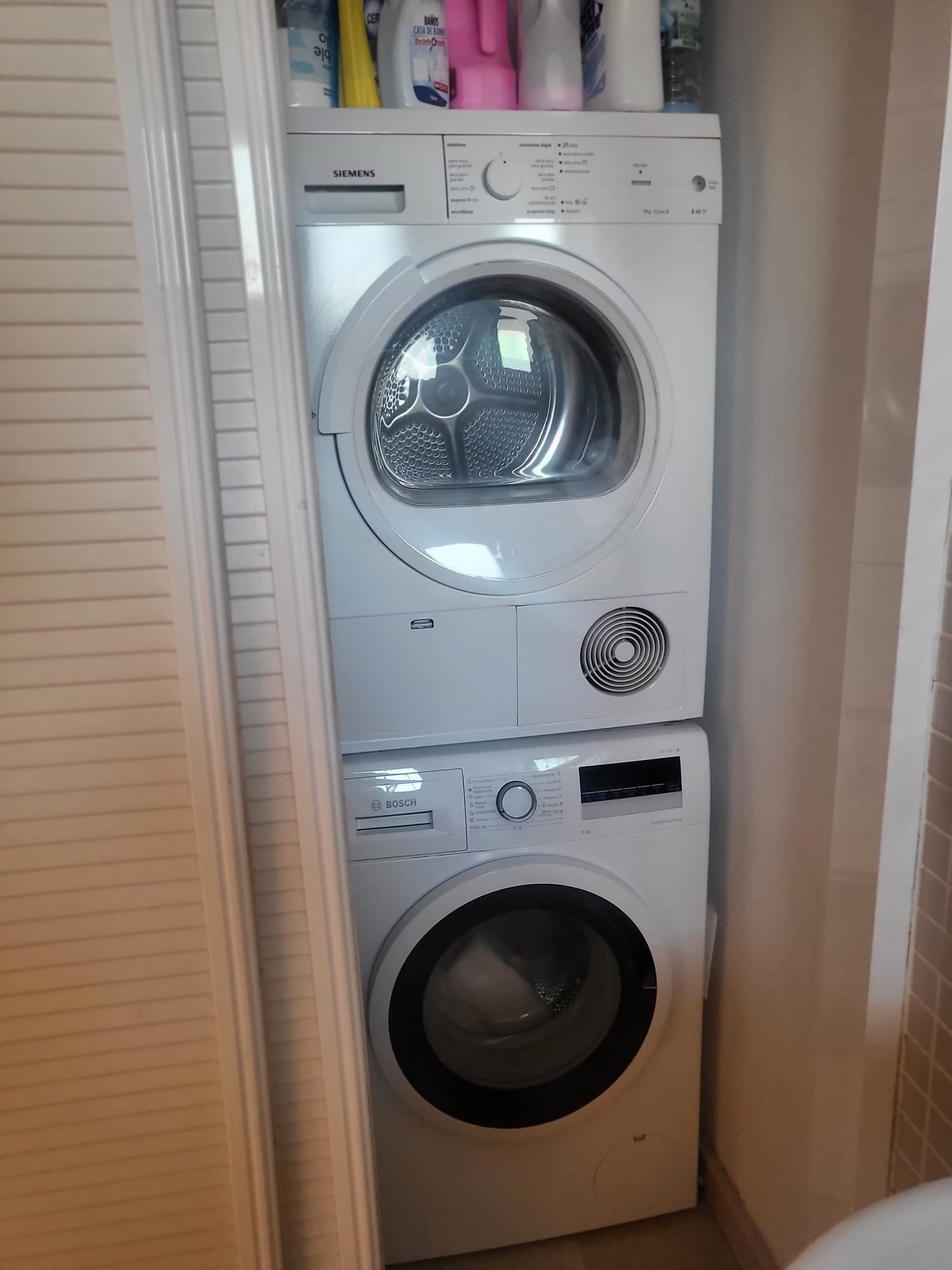 Vaskemaskin og tørketrommel Galleribilde