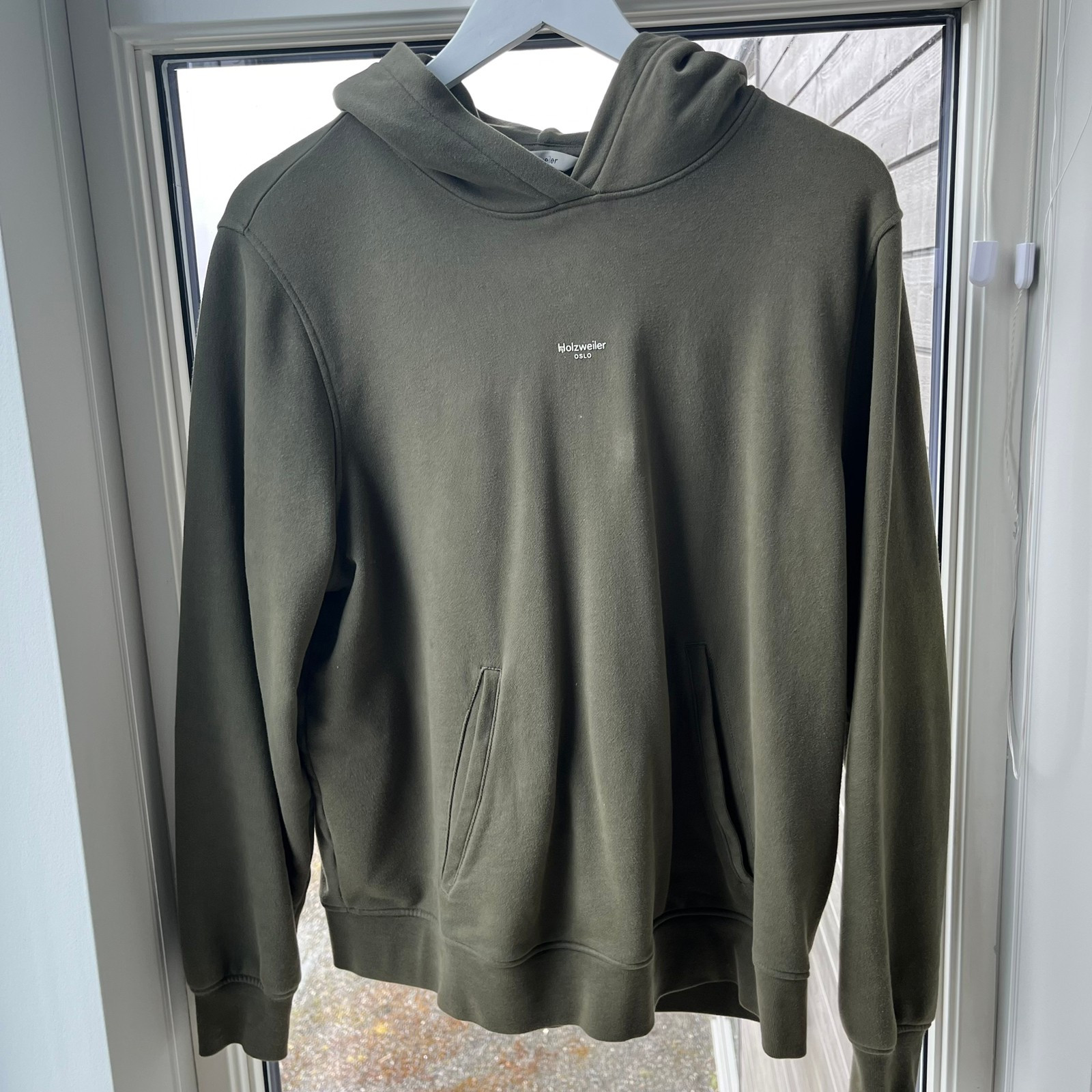 Holzweiler hoodie camel best sale