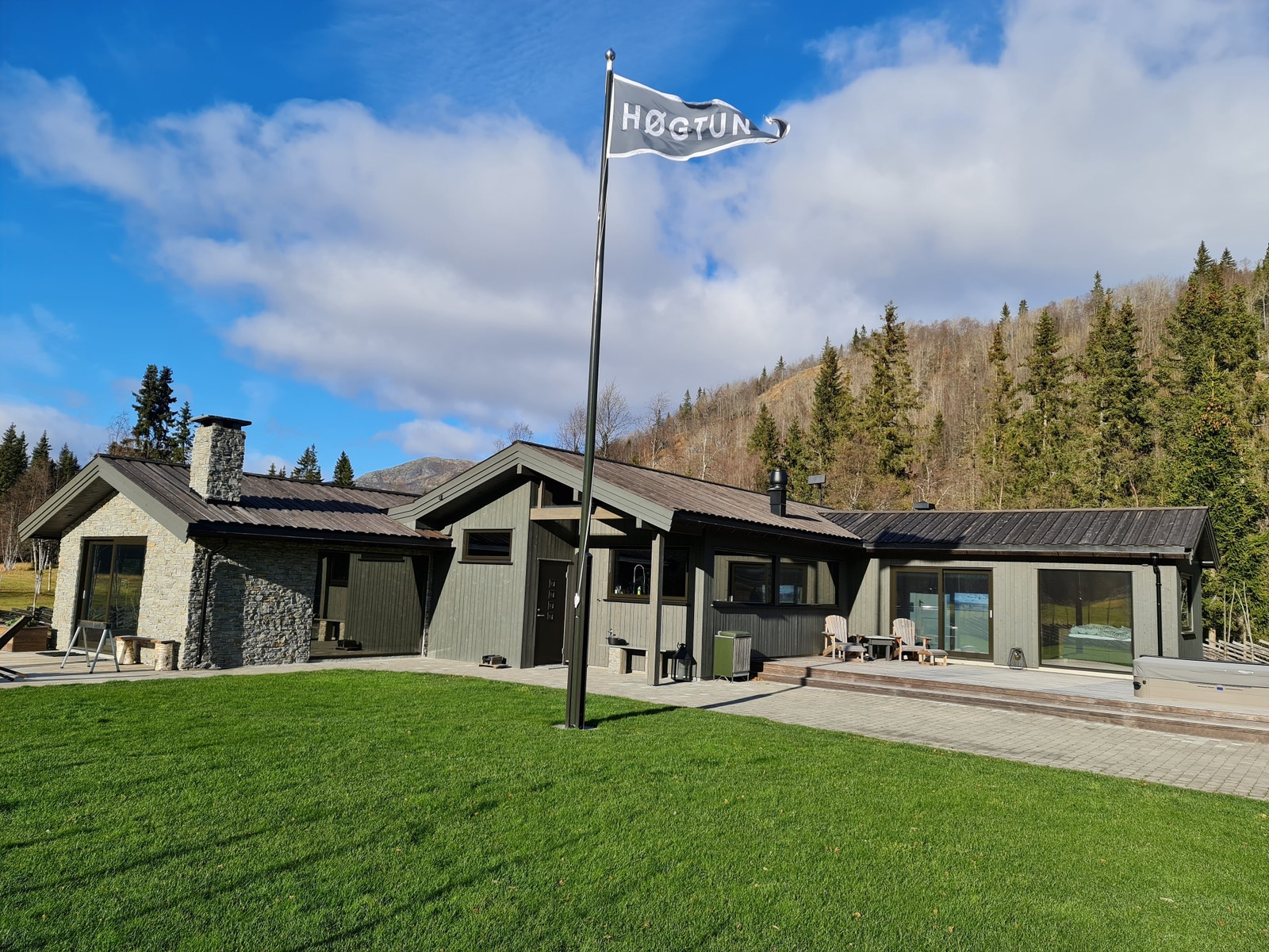 Alt på ett plan - ute og inne Galleribilde