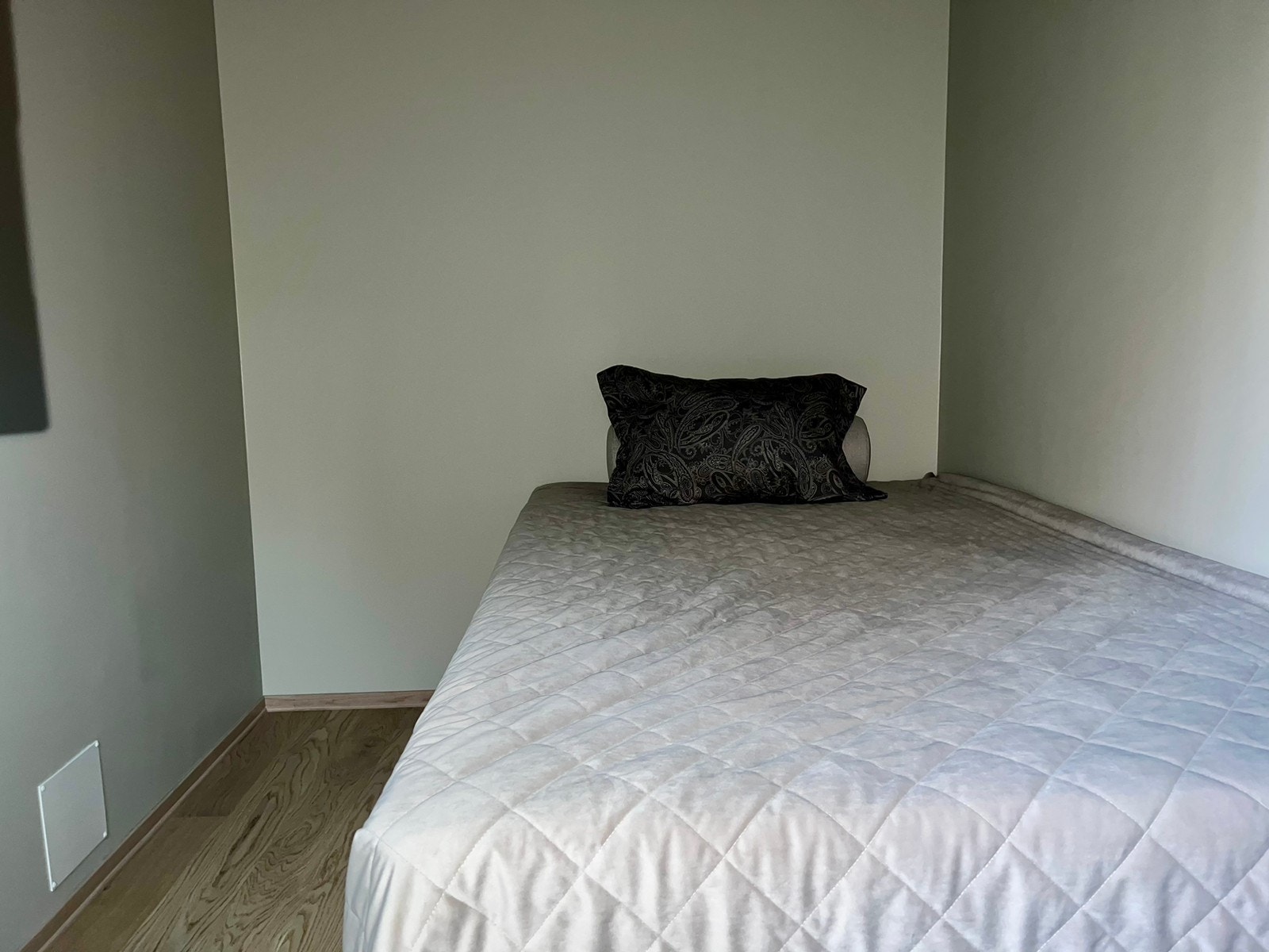 Soverom med 120 cm seng Galleribilde