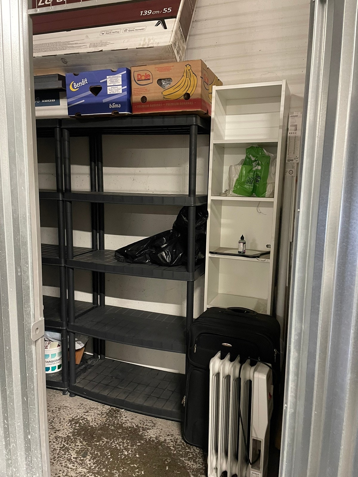 Halvparten av kjellerbod disponeres Galleribilde