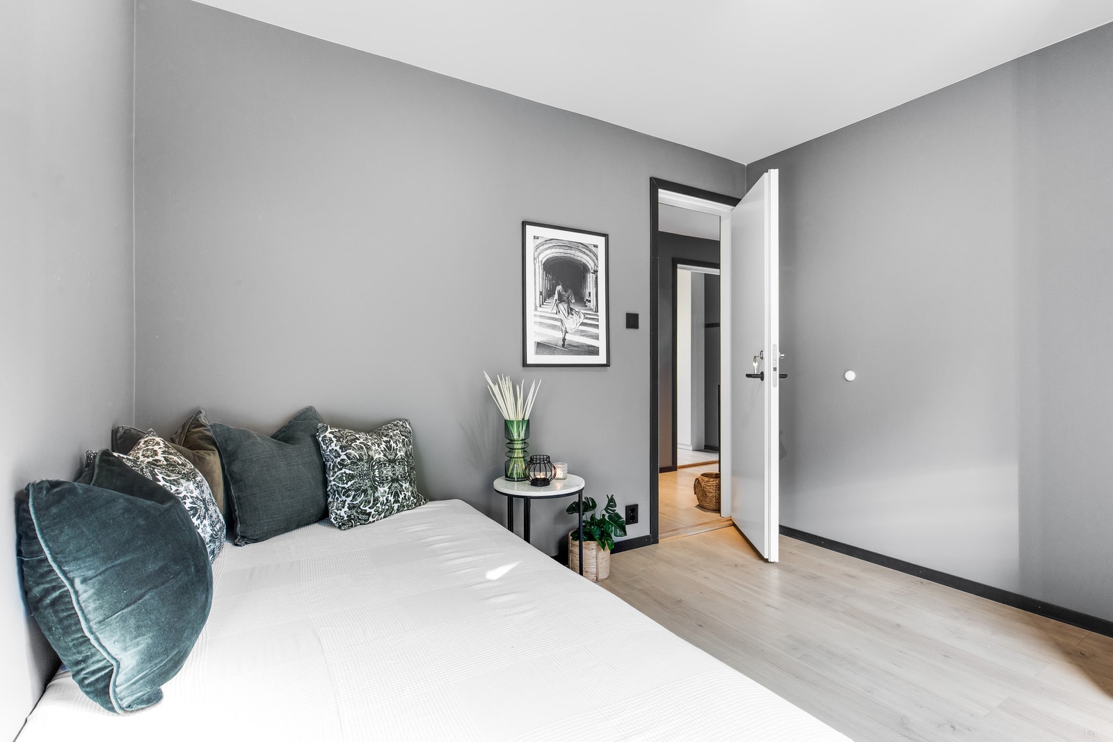 Rom 4 – UTLEID Galleribilde