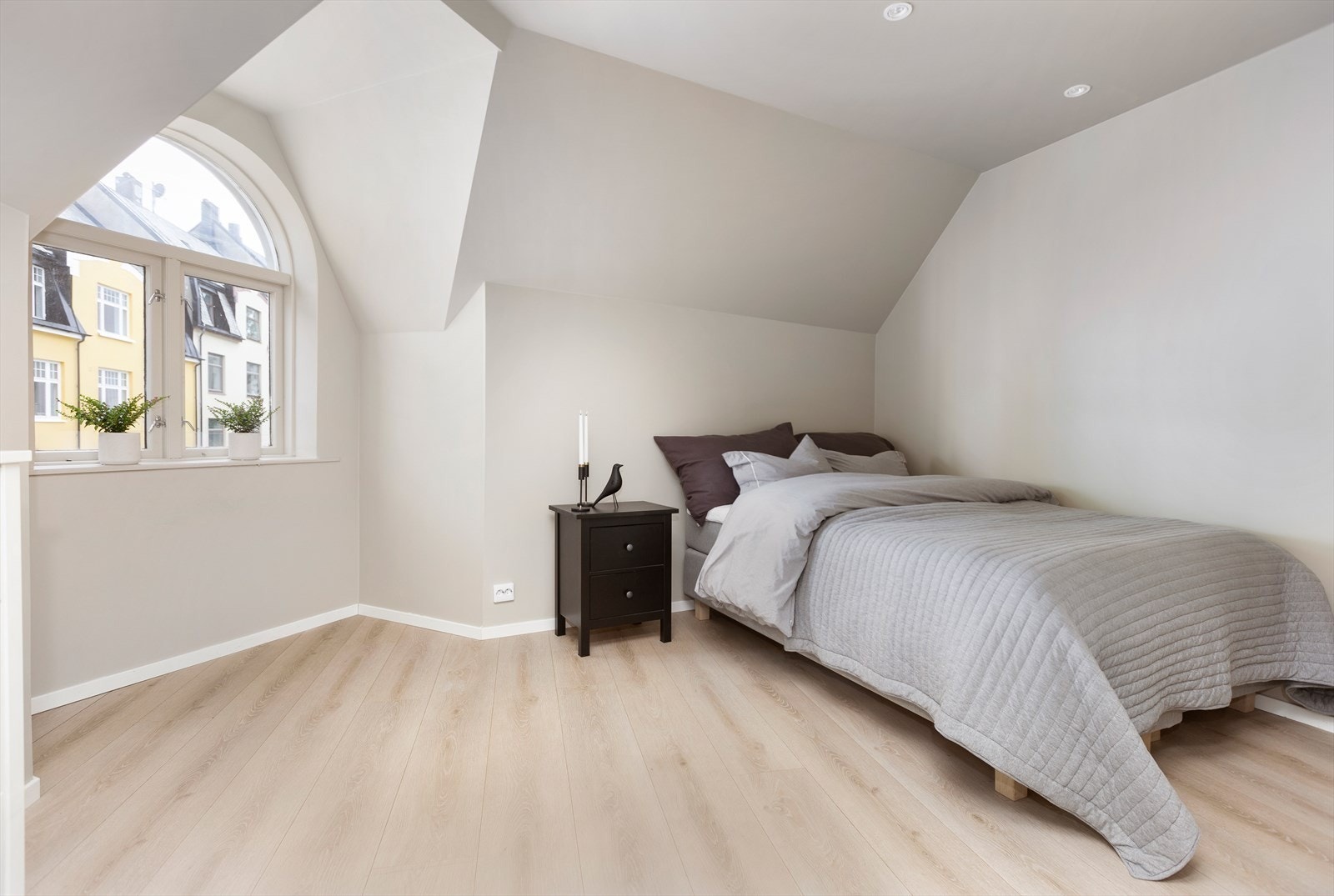 Soverom 1, 13 m^2 Galleribilde