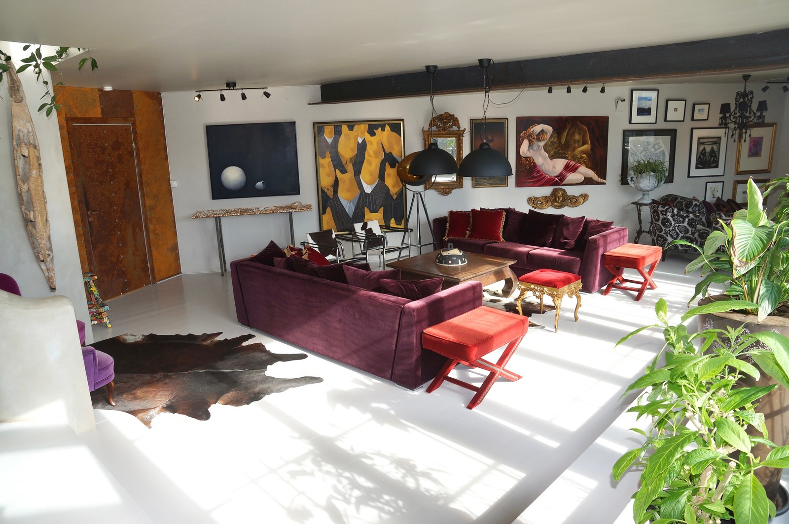 Synsvinkel fra hall / hagestue. Galleribilde