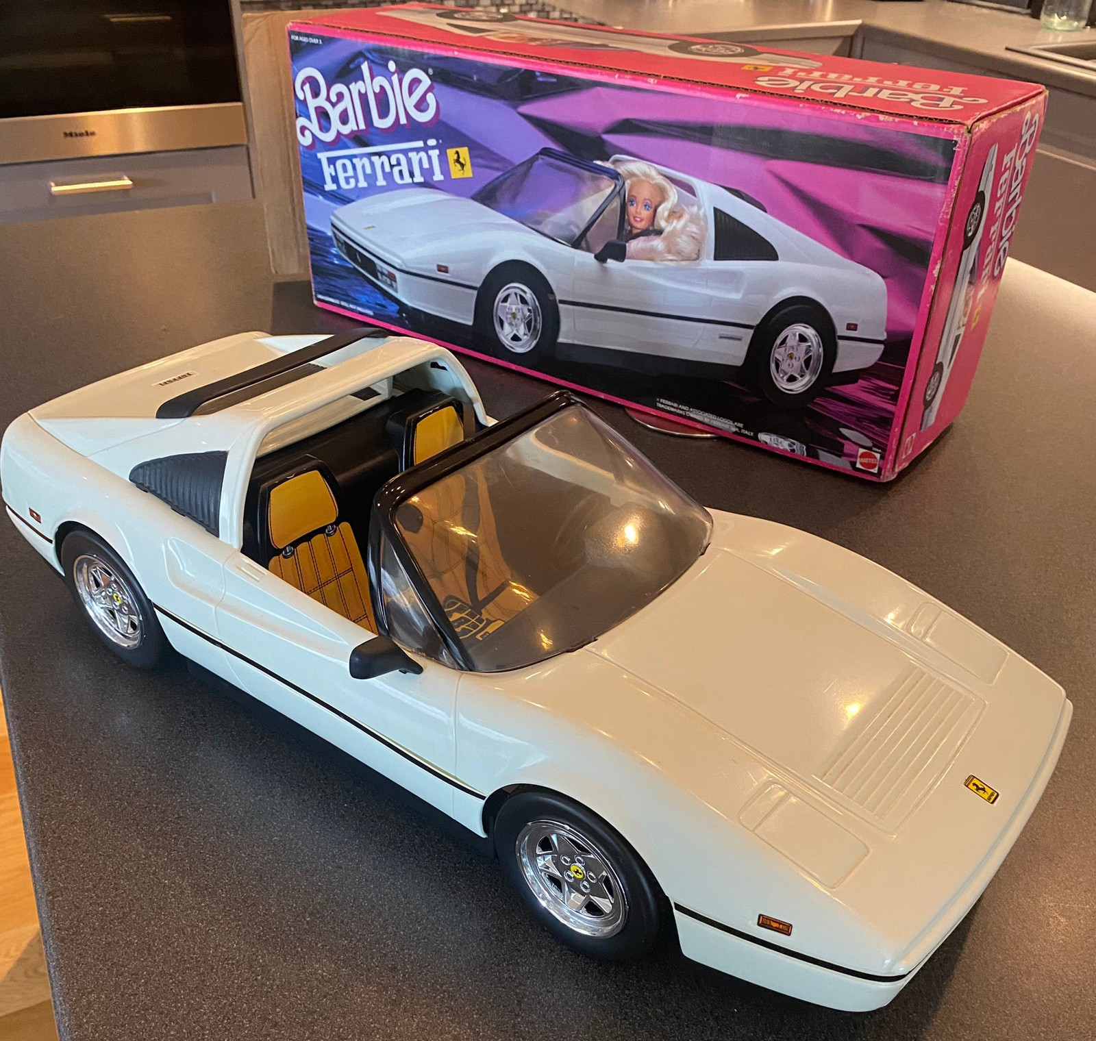 Barbie ferrari 1988 online