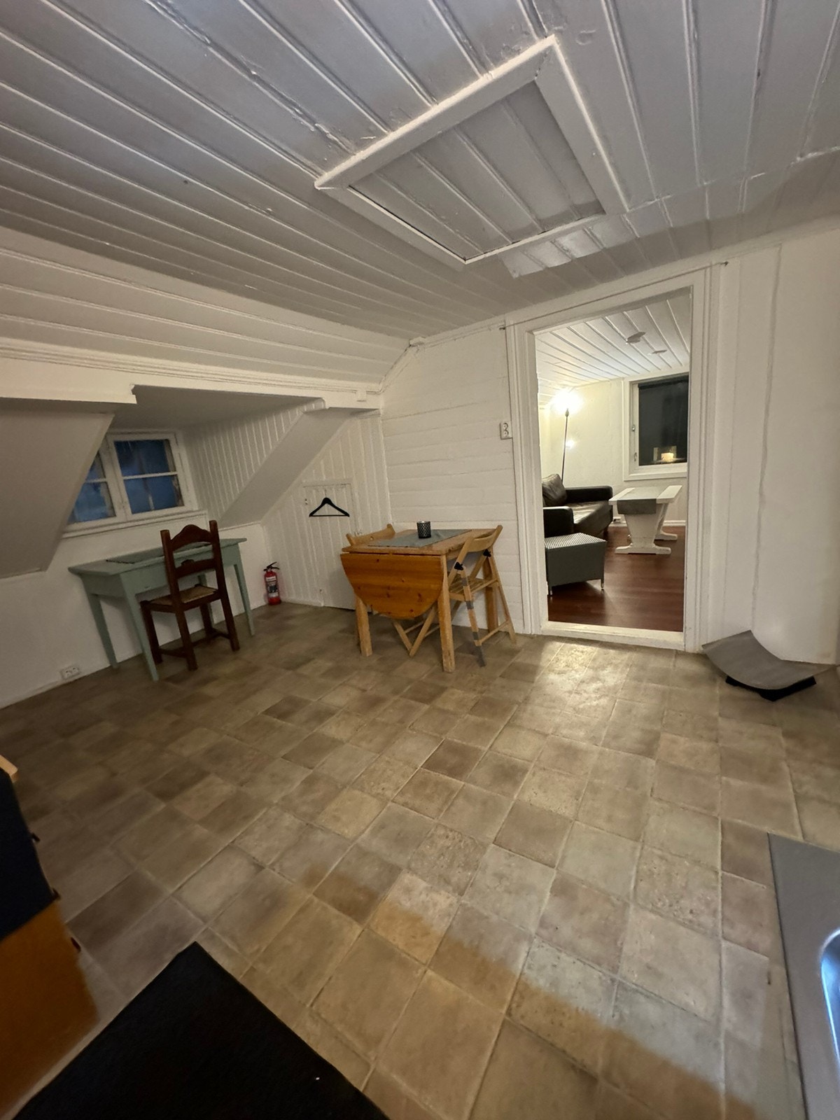 Venstre side for inngangsparti Galleribilde