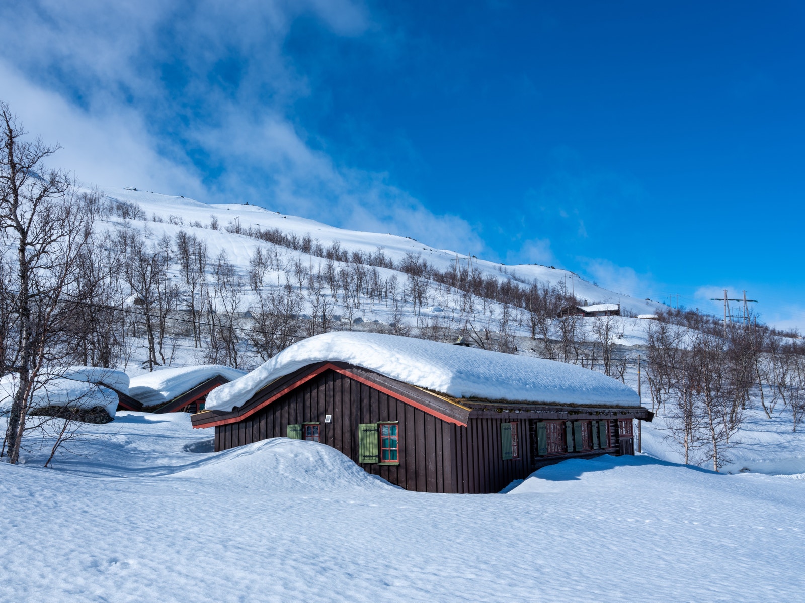 12.April 2024 - her er det ofte skimuligheter til godt inn i mai Galleribilde