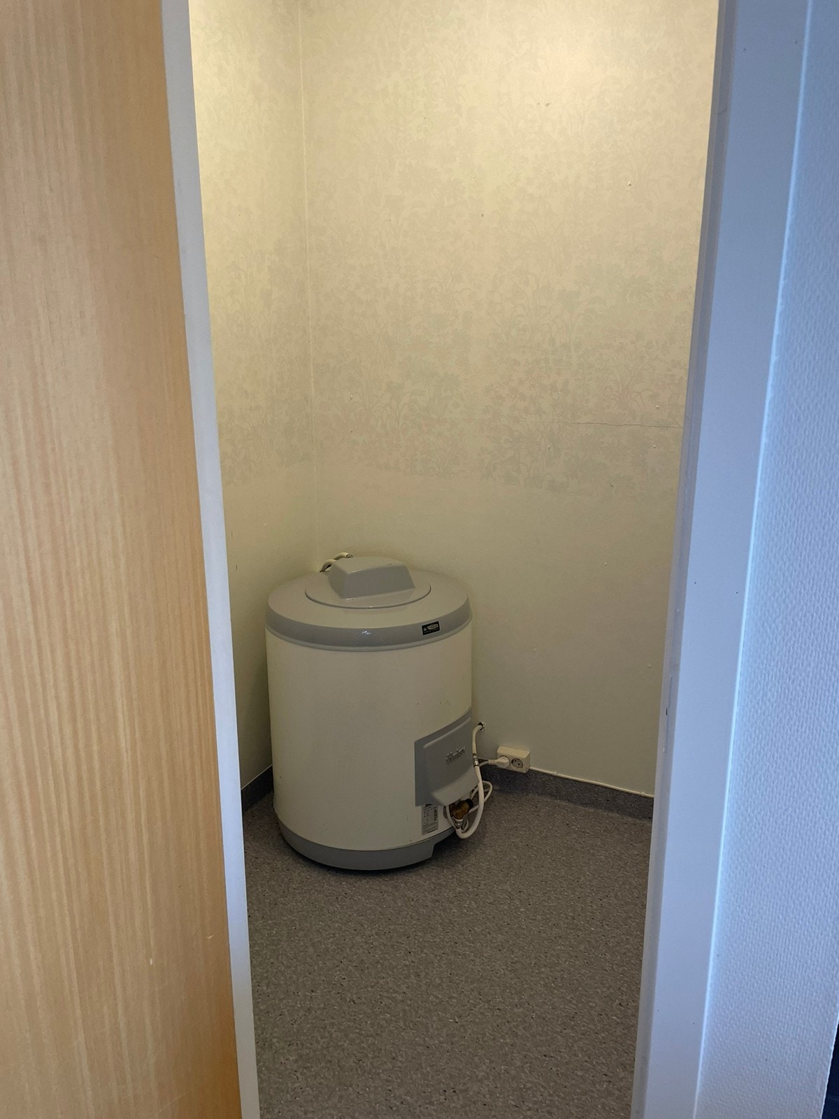 Liten bod ved kjøkkenet Galleribilde