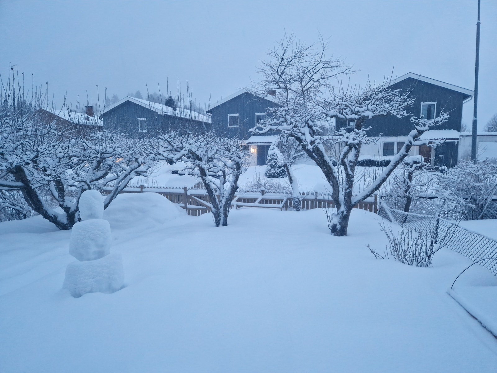 Vinterbilde av Eiksveien 38B. Galleribilde