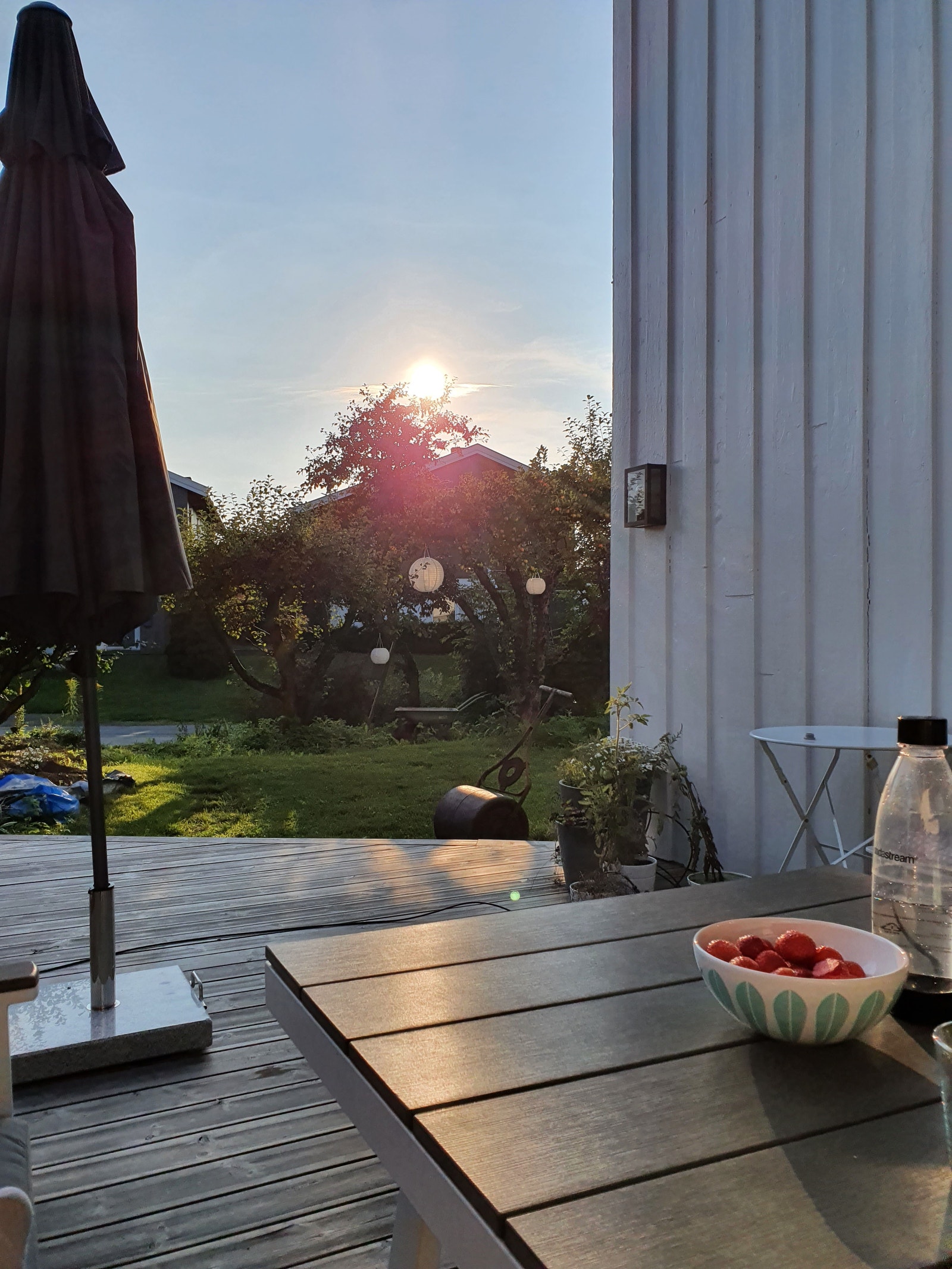 Her har du sola frem til rundt kl.20 på sommeren. Galleribilde