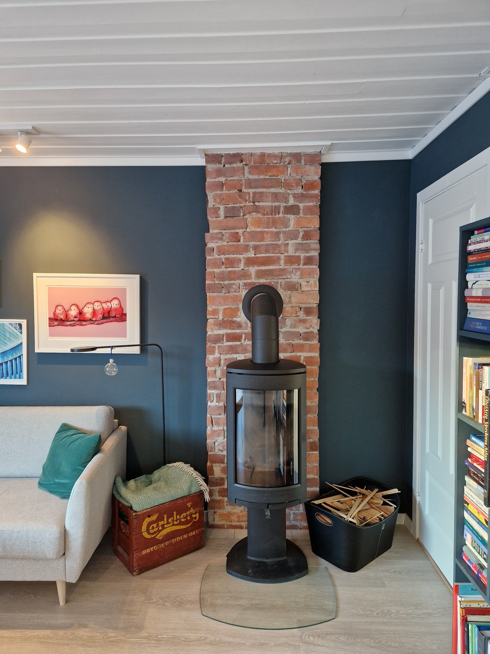 Koselig peisovn for ekstra kalde dager eller som hygge. Galleribilde