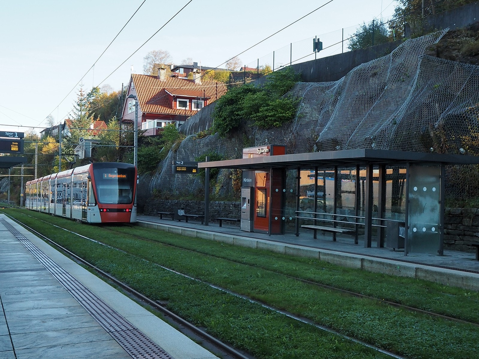 Nær bybanestoppet i Mårdalen Galleribilde