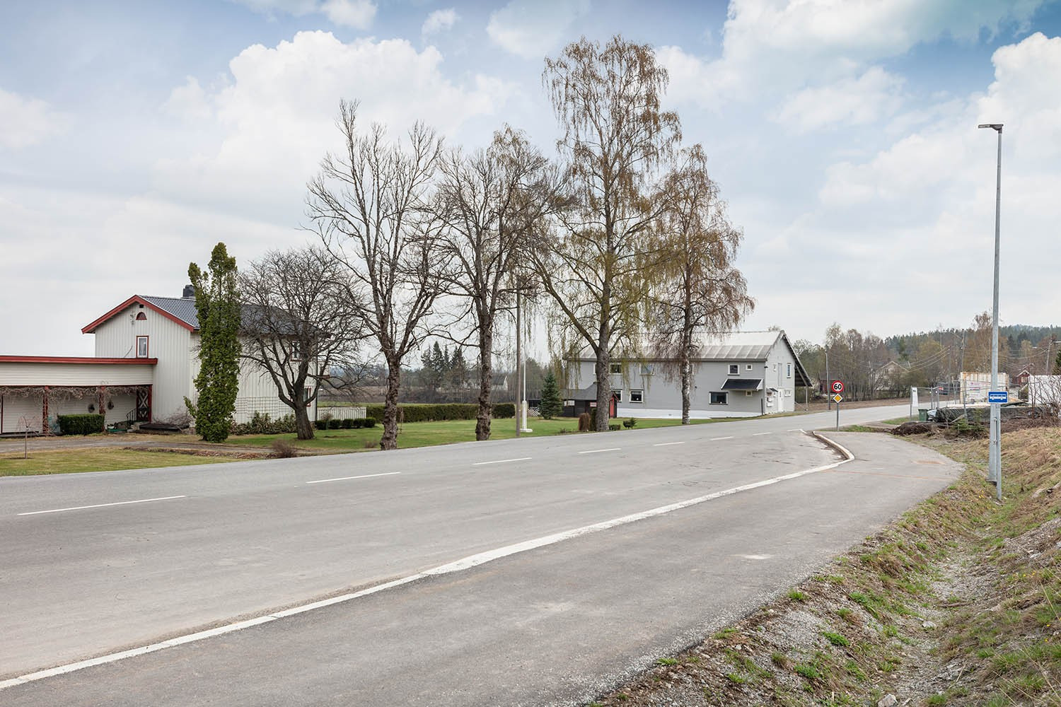 Busstopp like ved feltet