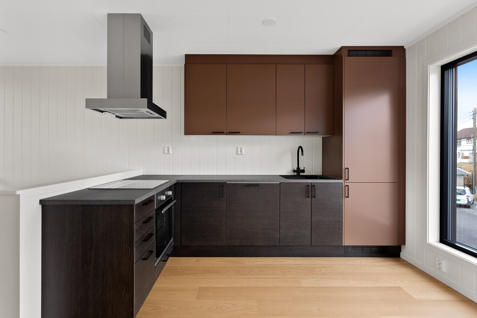 I kjøkkenet er det integrerte hvitevarer. Bolig nr. 46. Galleribilde