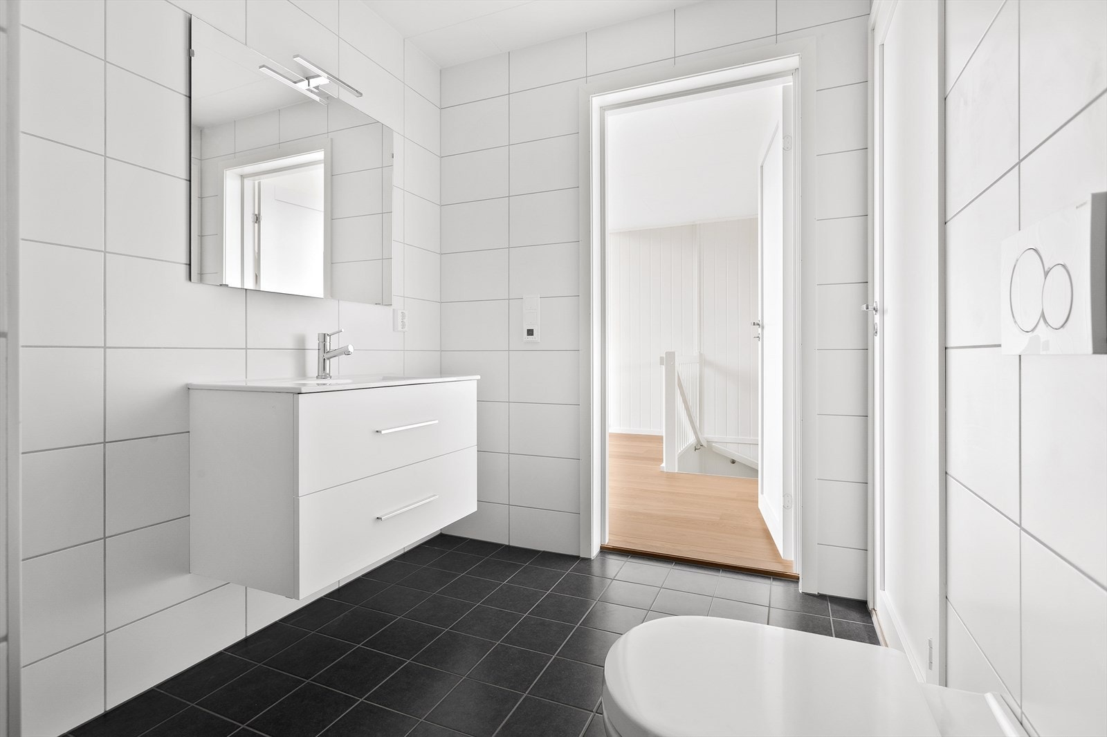 Flislagt bad i 2. etg. Bolig nr. 46. Galleribilde