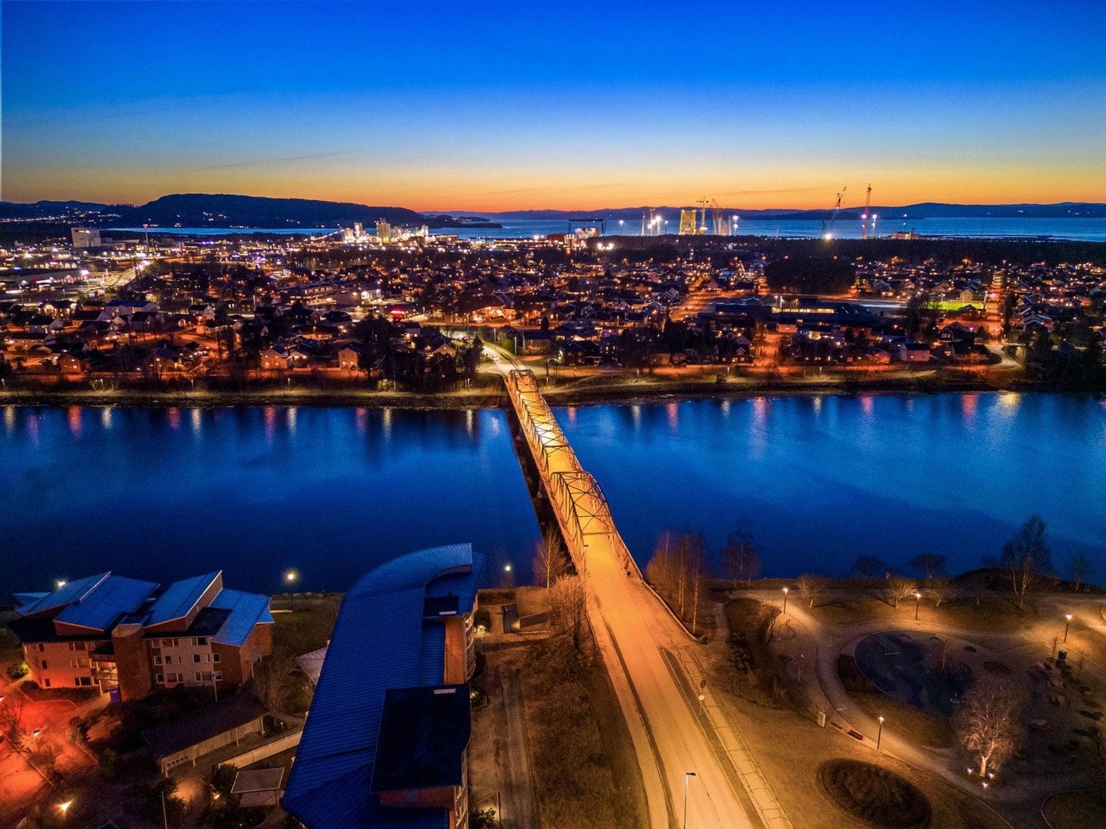 Leiligheten ligger flott til med kort avstand til sentrum. Galleribilde