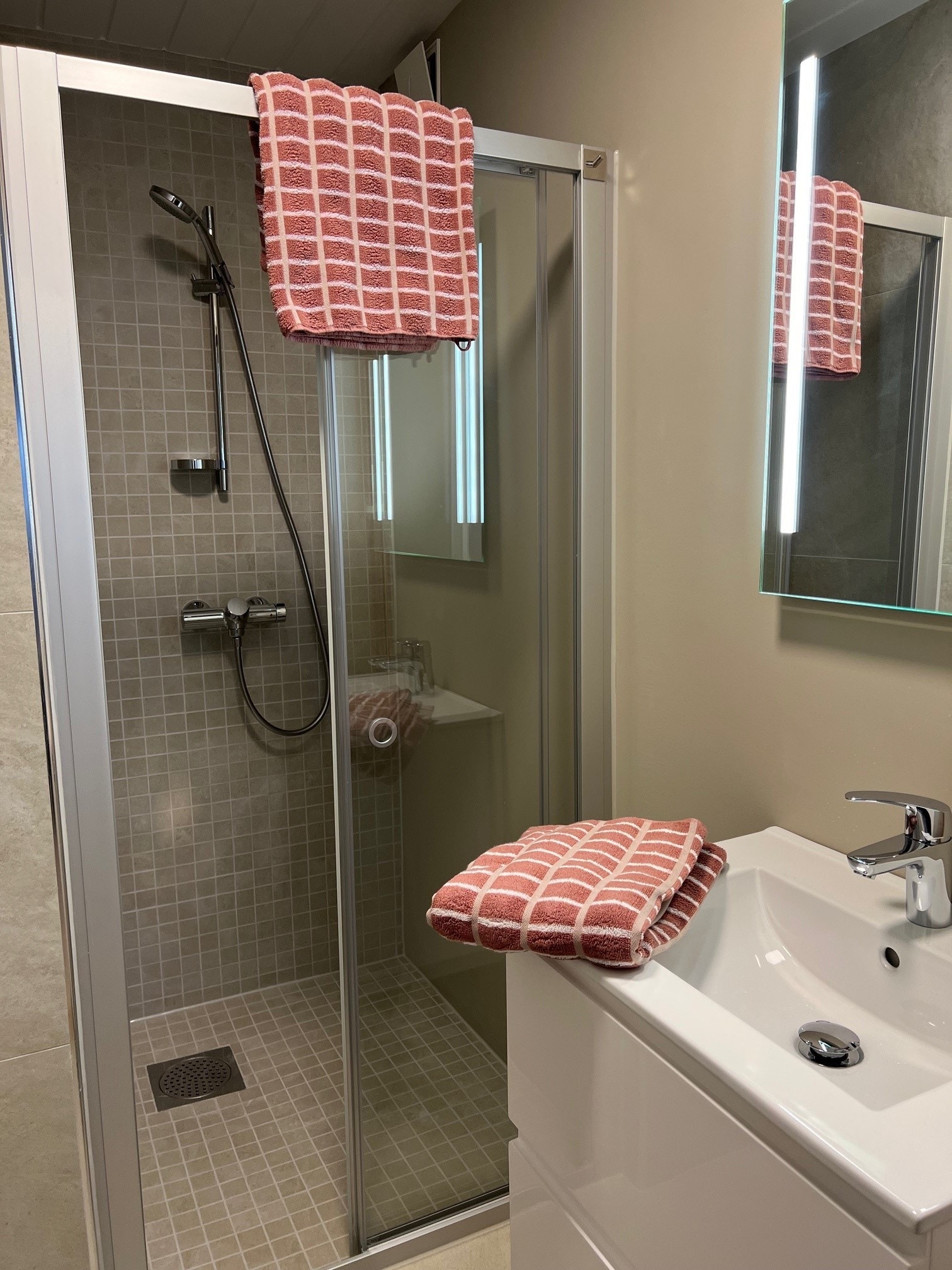 Dusjbad Galleribilde