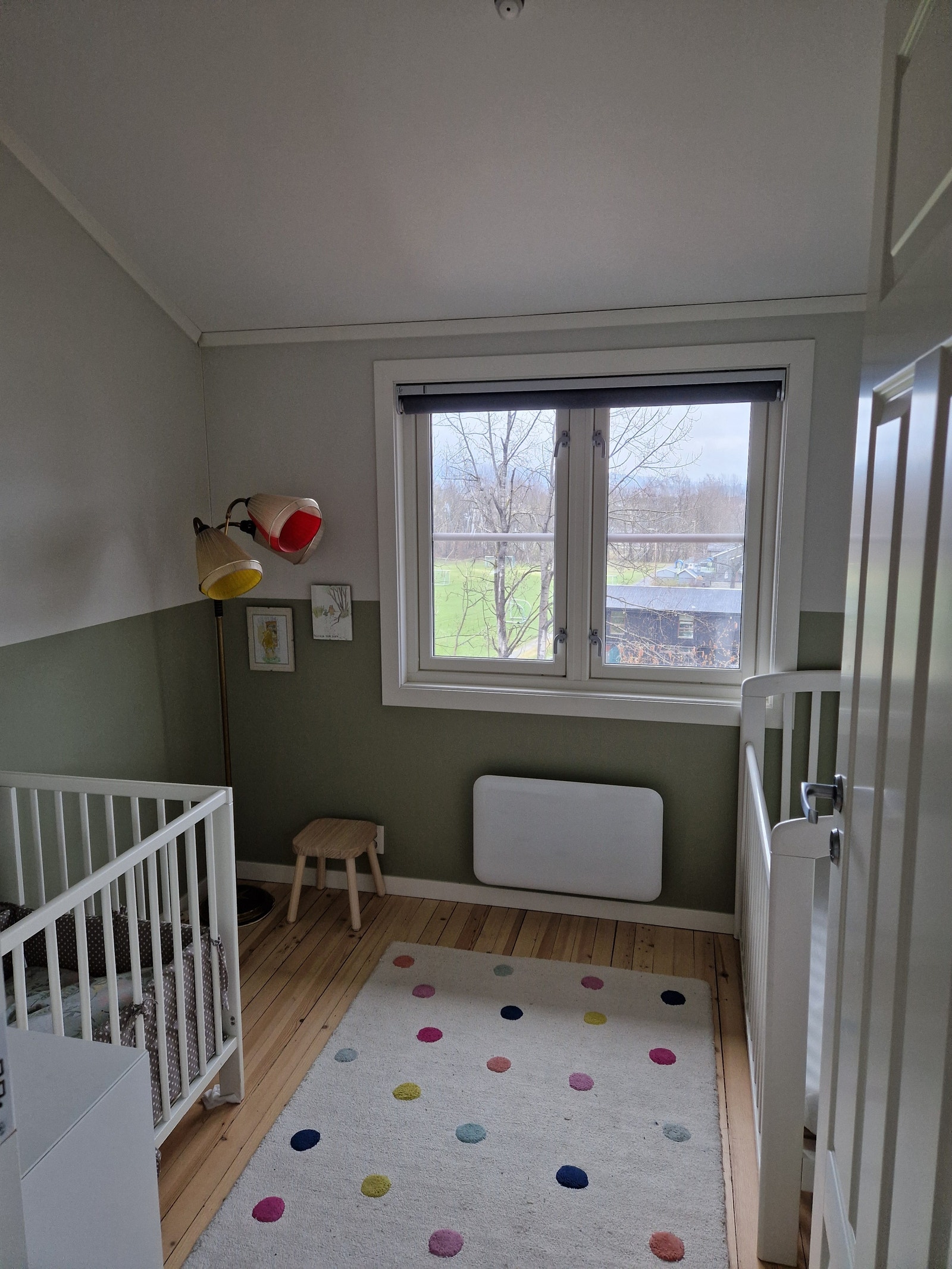 Soverom mot øst. Galleribilde