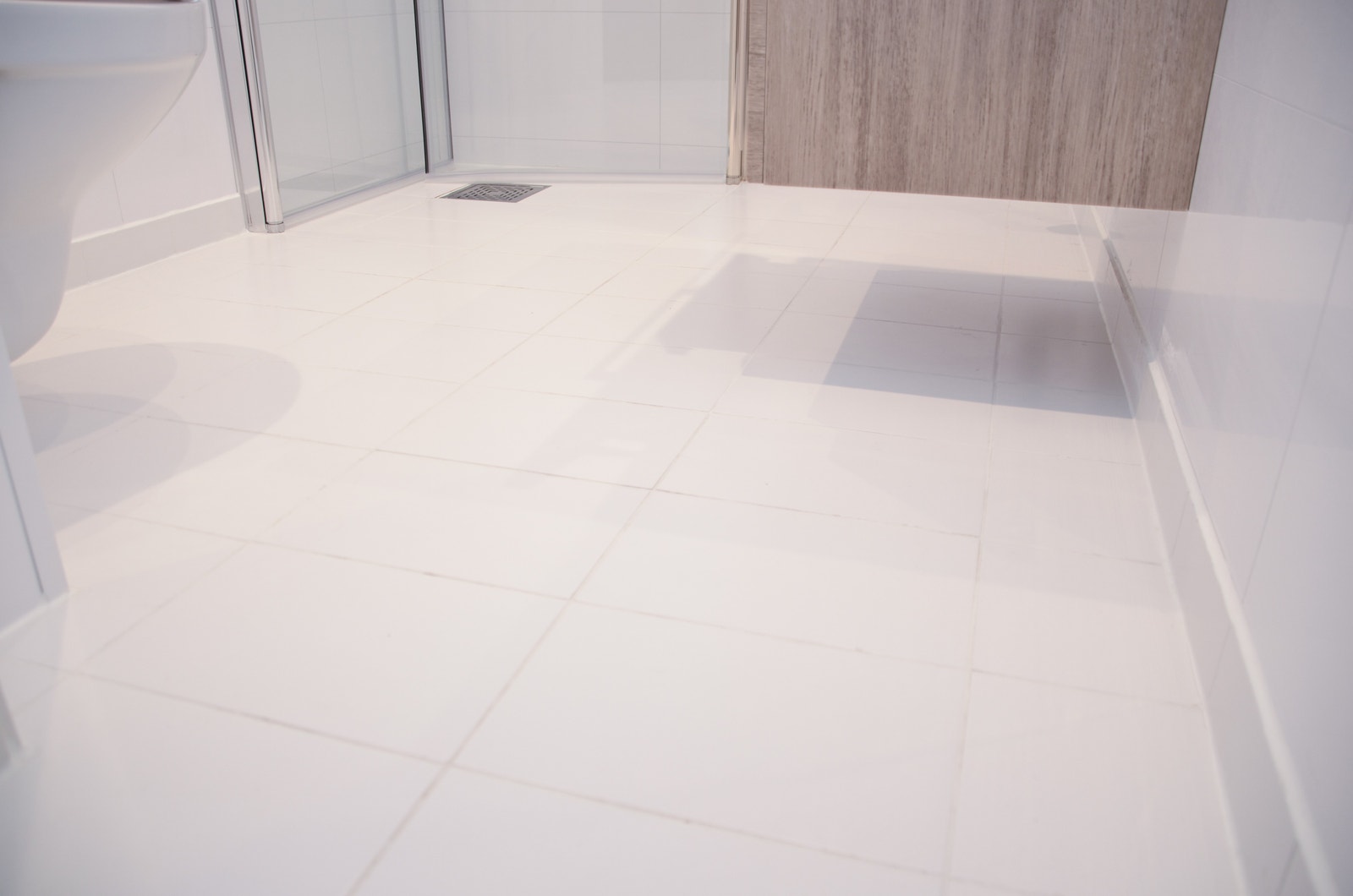 Flislagt bad med varmekabler Galleribilde