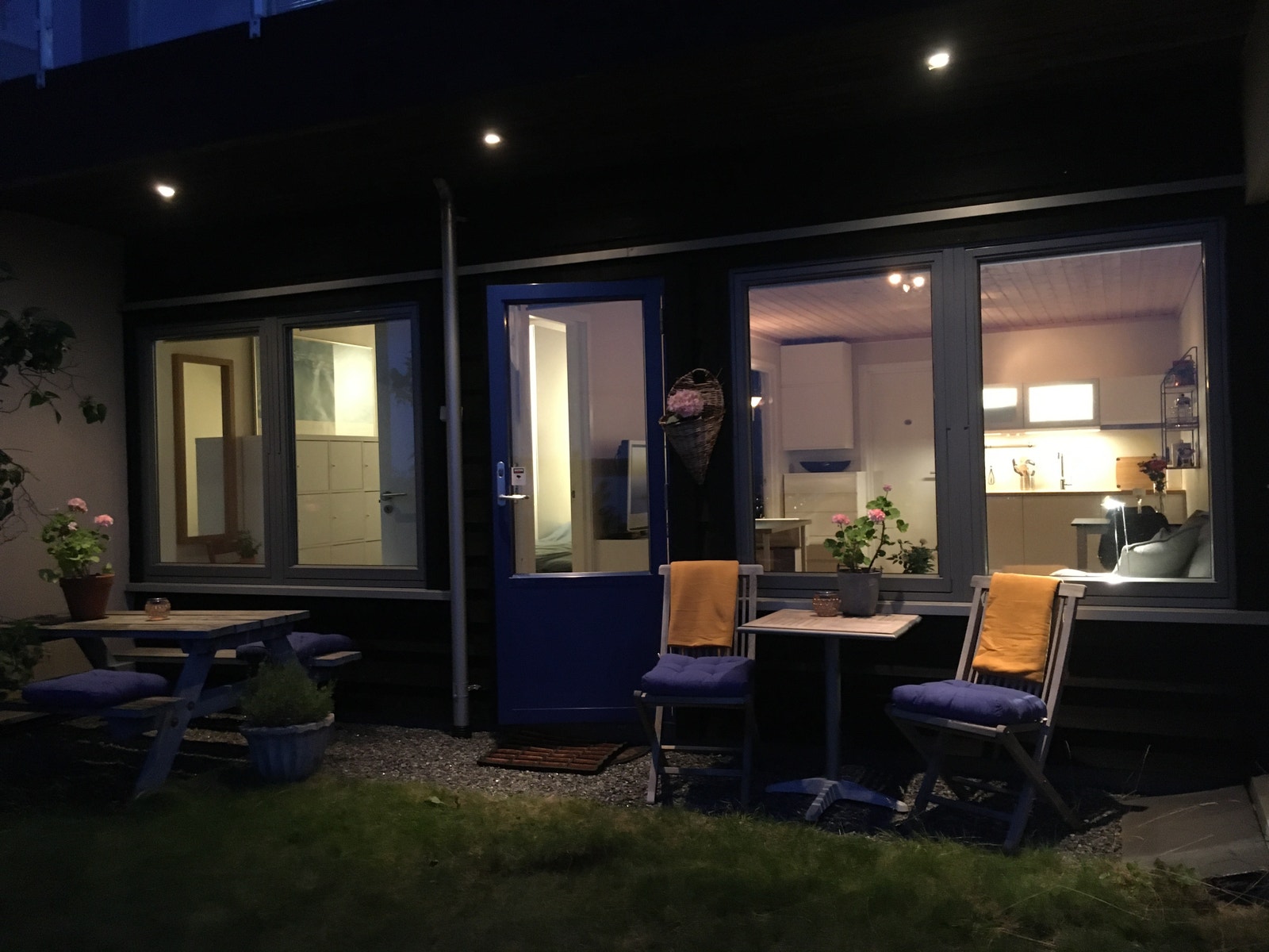 Eget inngangsparti som er overbygd Galleribilde