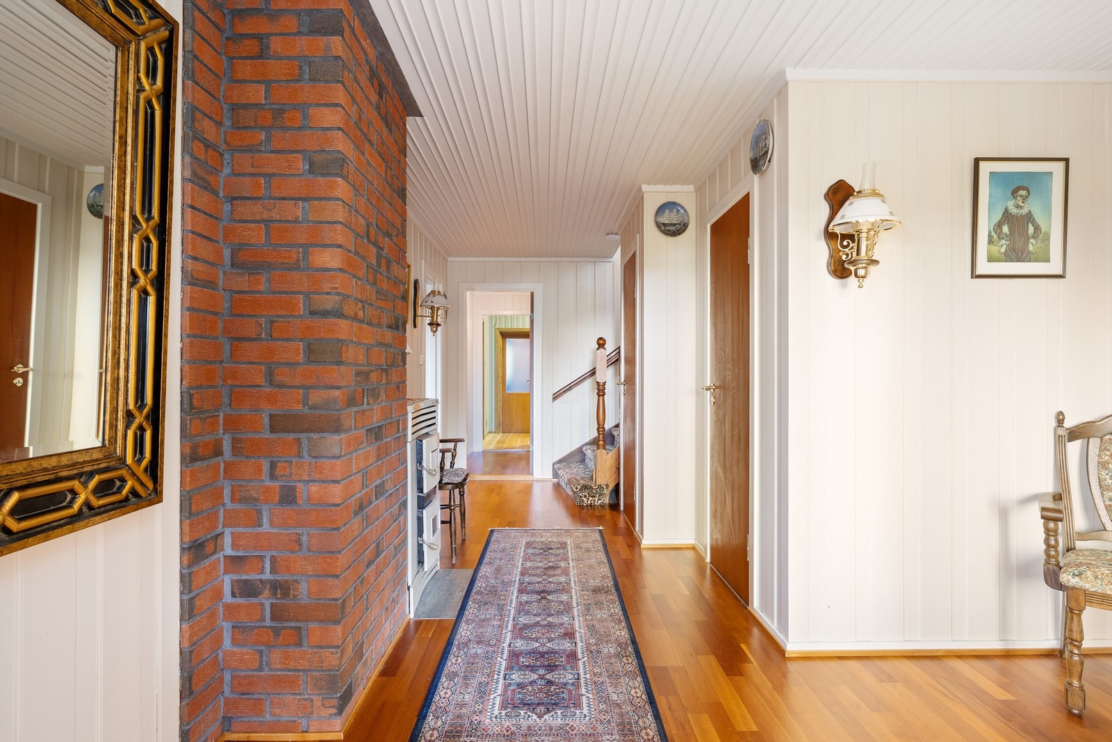 Gang i underetasje Galleribilde