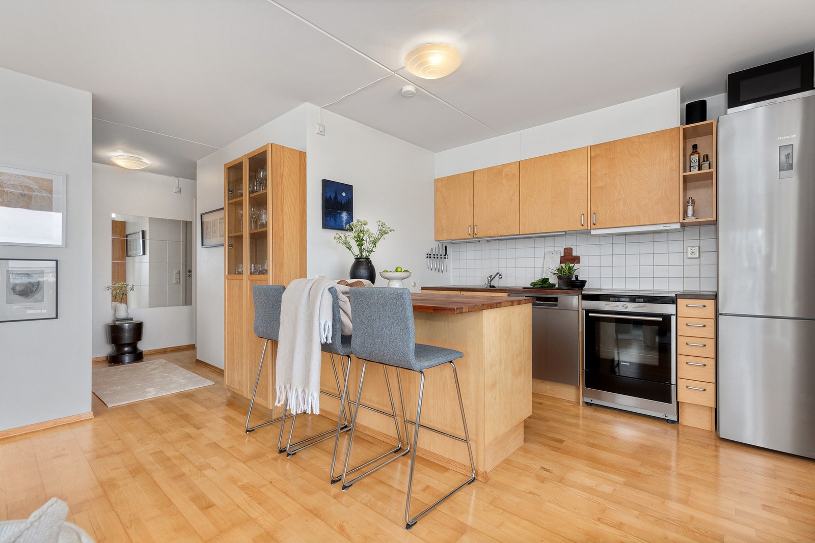 Praktisk kjøkkenøy. Galleribilde