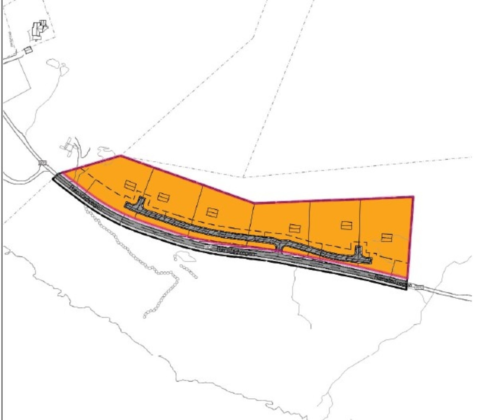 Prosent bebygd areal vert sett til BYA = 10 %. C. Hytter skal ha mønetak med takvinkel mellom 20 og 30 grader. Maks gesimshøgde er sett til 3,5 Galleribilde