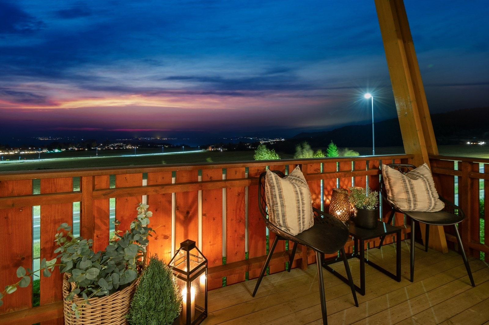 Her bor du med umiddelbar nærhet til marka, samtidig som det kun er 10 minutters kjøring til sentrum. Galleribilde