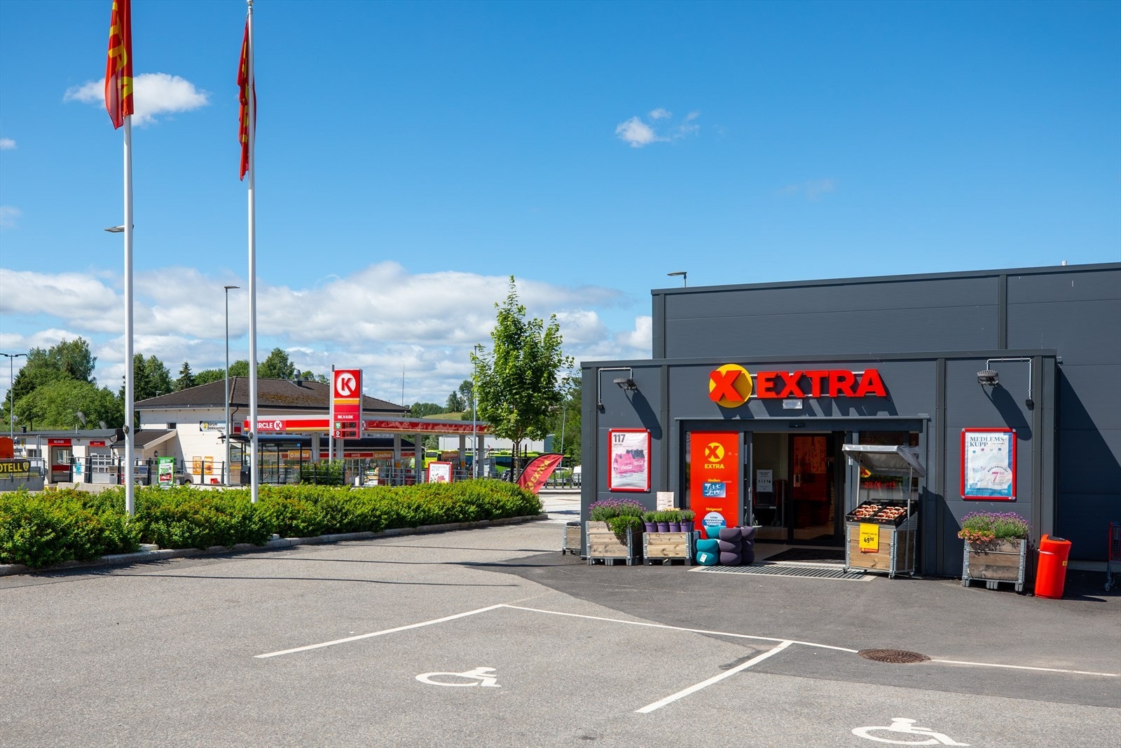 Fra boligen er det kort vei til nærmeste dagligvarebutikk Galleribilde