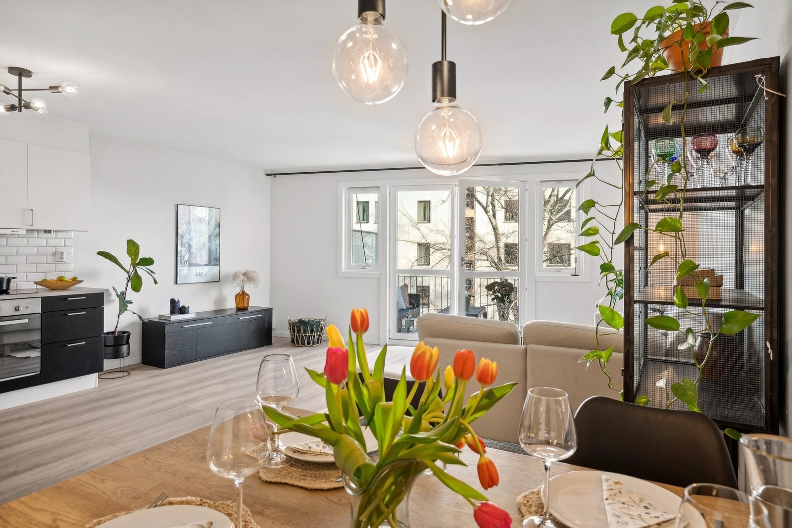 Her er det god plass til å invitere venner og familie til lystige lag Galleribilde