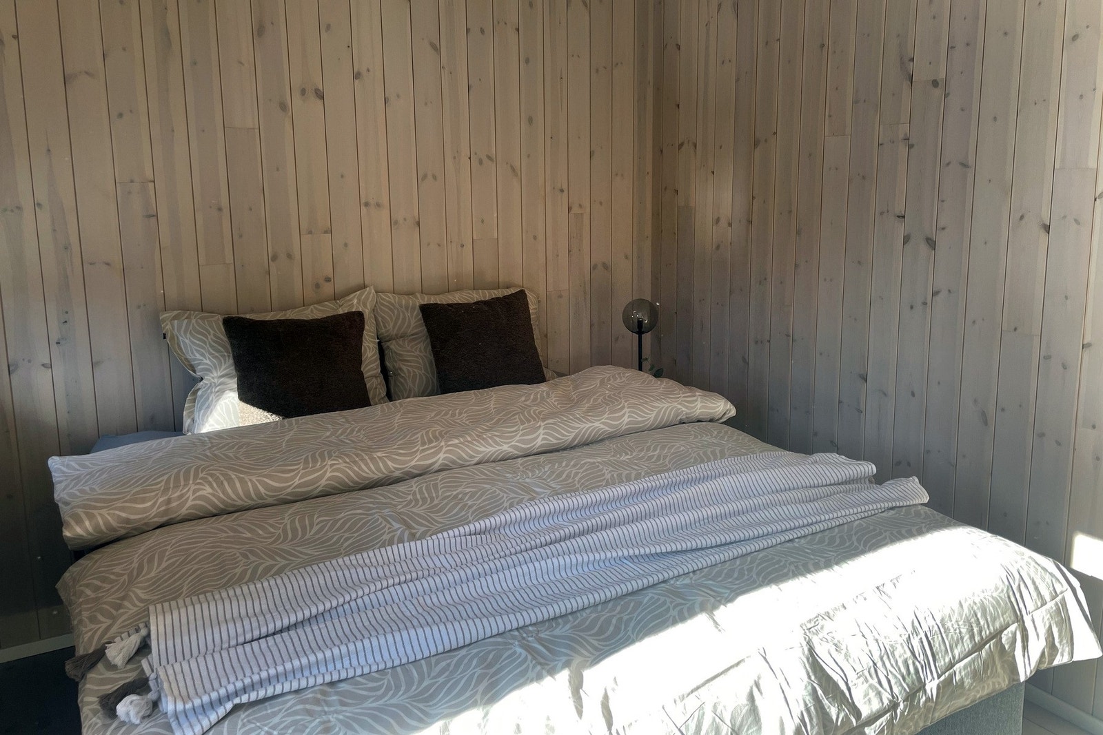 Hytten inneholder 4 soverom. Her er soverom 1. Galleribilde