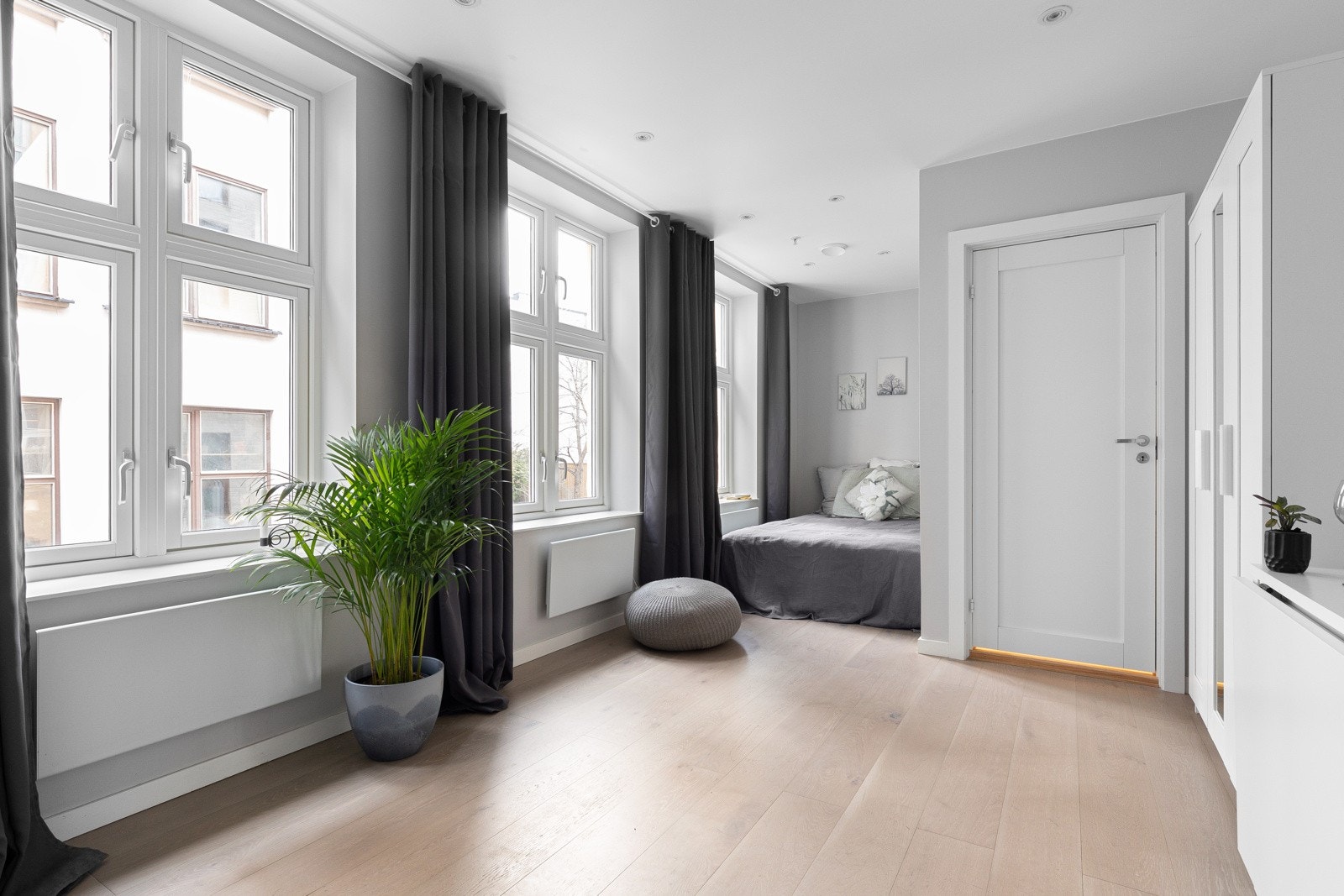 Om ønskelig kan man få gode leieinntekter ved utleie av hybeldel, noe som kan sørge for svært lave boutgifter. Galleribilde