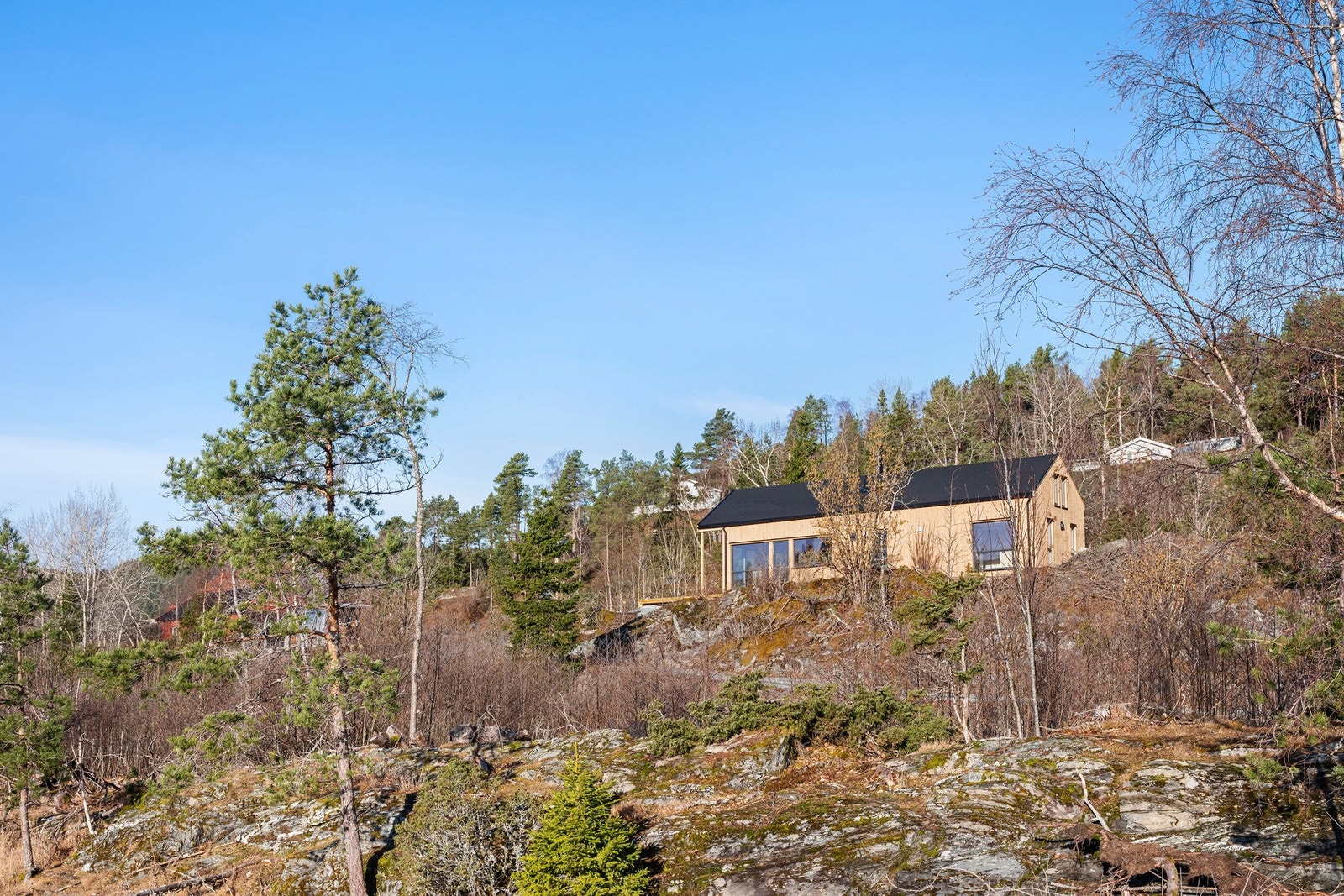 Eiendommen har svært gode solforhold. Galleribilde