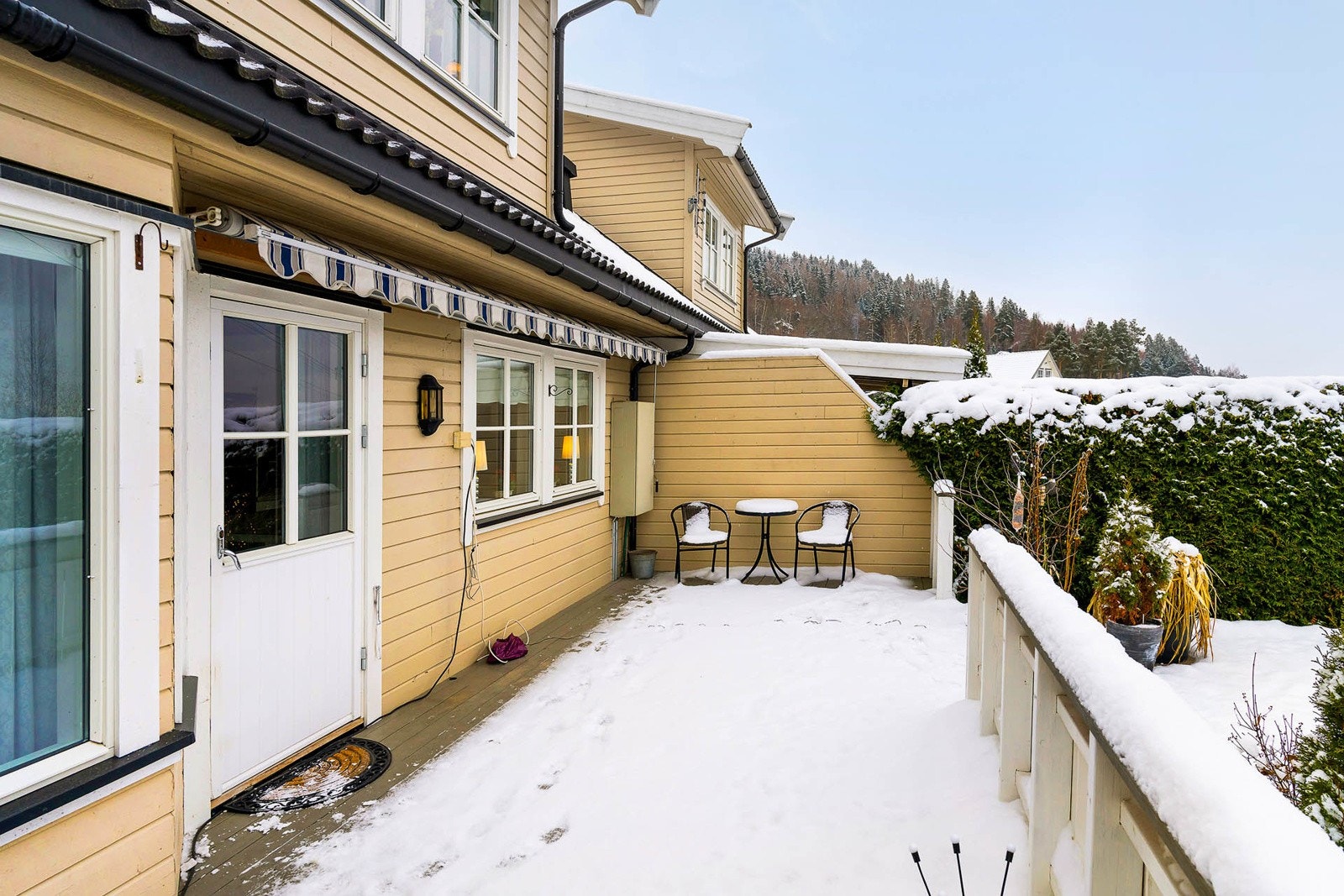 Terrasse mot sør / vest Galleribilde